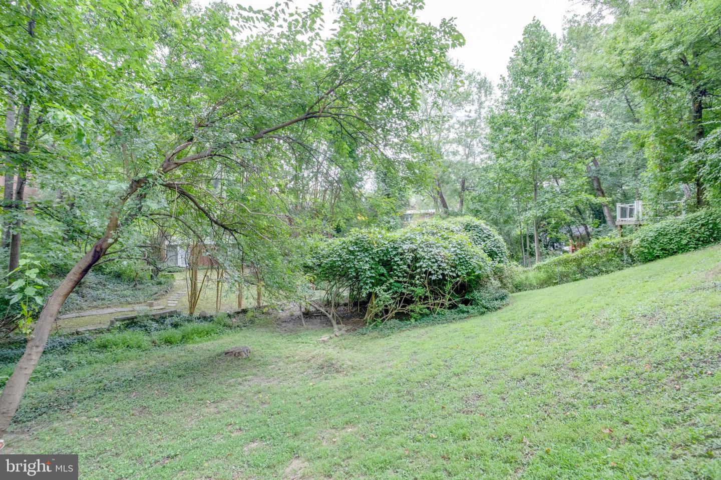 5817 DAWES AVE, ALEXANDRIA, Virginia 22311, 5 Bedrooms Bedrooms, ,3 BathroomsBathrooms,Residential,For sale,5817 DAWES AVE,VAFX2259658 MLS # VAFX2259658