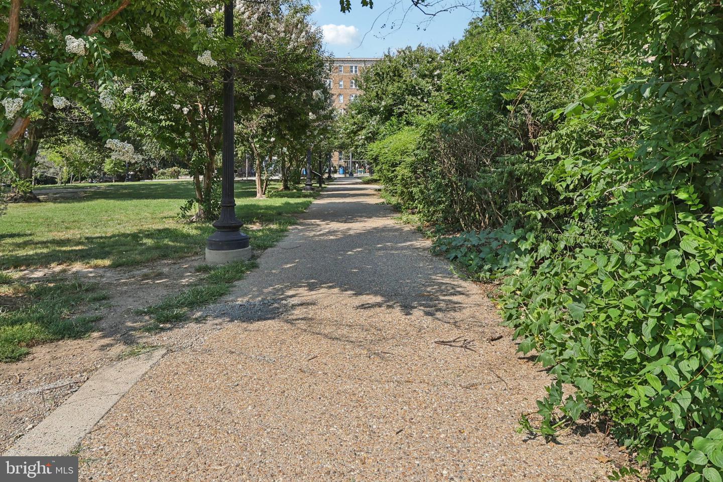 2412 17TH ST NW #202, WASHINGTON, District Of Columbia 20009, 2 Bedrooms Bedrooms, ,1 BathroomBathrooms,Residential,For sale,2412 17TH ST NW #202,DCDC2213960 MLS # DCDC2213960