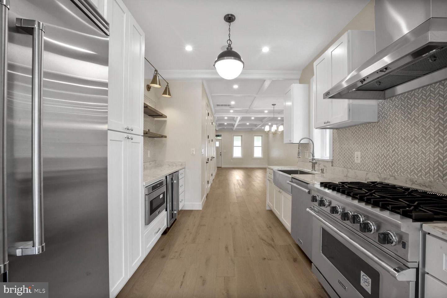 4508 13TH ST NW, WASHINGTON, District Of Columbia 20011, 5 Bedrooms Bedrooms, ,3 BathroomsBathrooms,Residential,For sale,4508 13TH ST NW,DCDC2213976 MLS # DCDC2213976