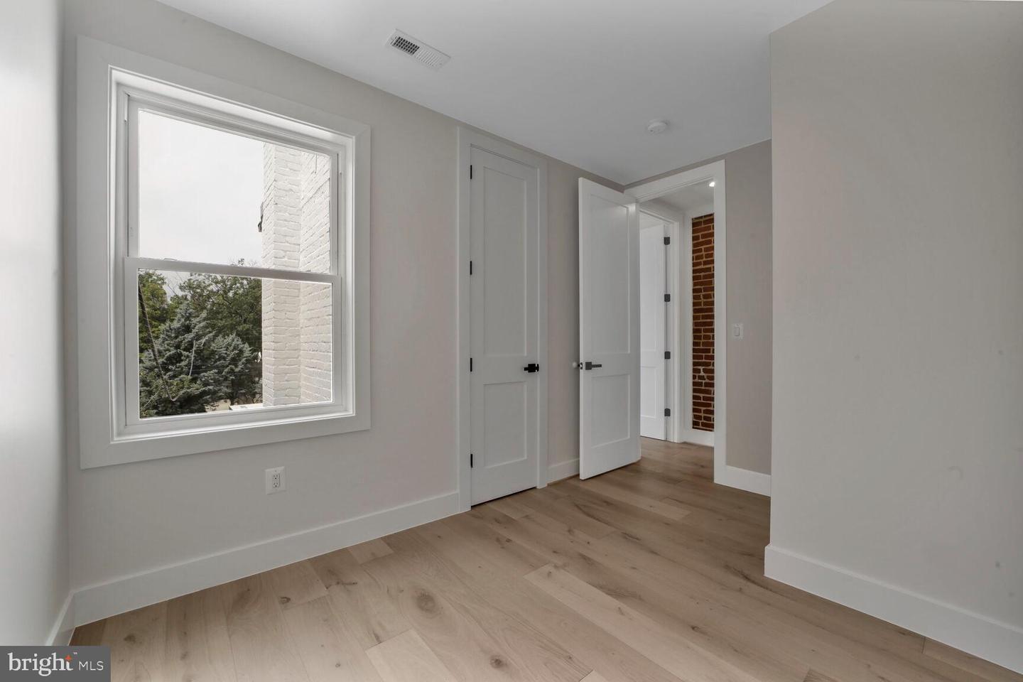 4508 13TH ST NW, WASHINGTON, District Of Columbia 20011, 5 Bedrooms Bedrooms, ,3 BathroomsBathrooms,Residential,For sale,4508 13TH ST NW,DCDC2213976 MLS # DCDC2213976