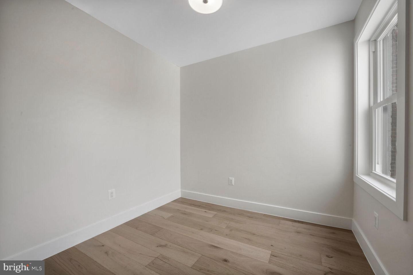4508 13TH ST NW, WASHINGTON, District Of Columbia 20011, 5 Bedrooms Bedrooms, ,3 BathroomsBathrooms,Residential,For sale,4508 13TH ST NW,DCDC2213976 MLS # DCDC2213976