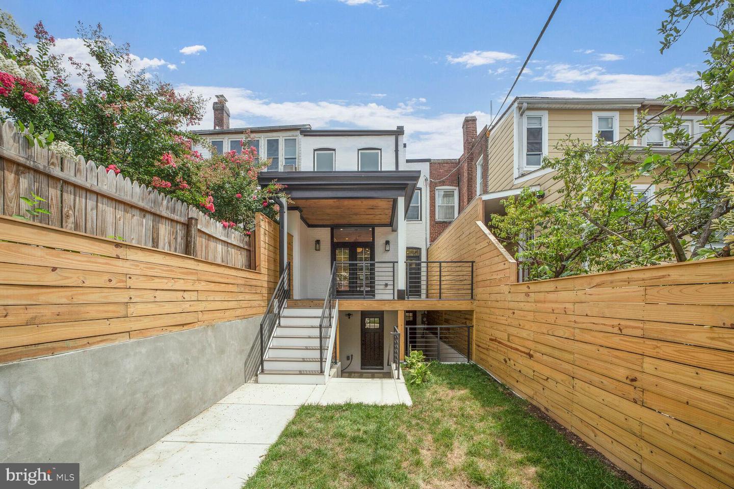 4508 13TH ST NW, WASHINGTON, District Of Columbia 20011, 5 Bedrooms Bedrooms, ,3 BathroomsBathrooms,Residential,For sale,4508 13TH ST NW,DCDC2213976 MLS # DCDC2213976