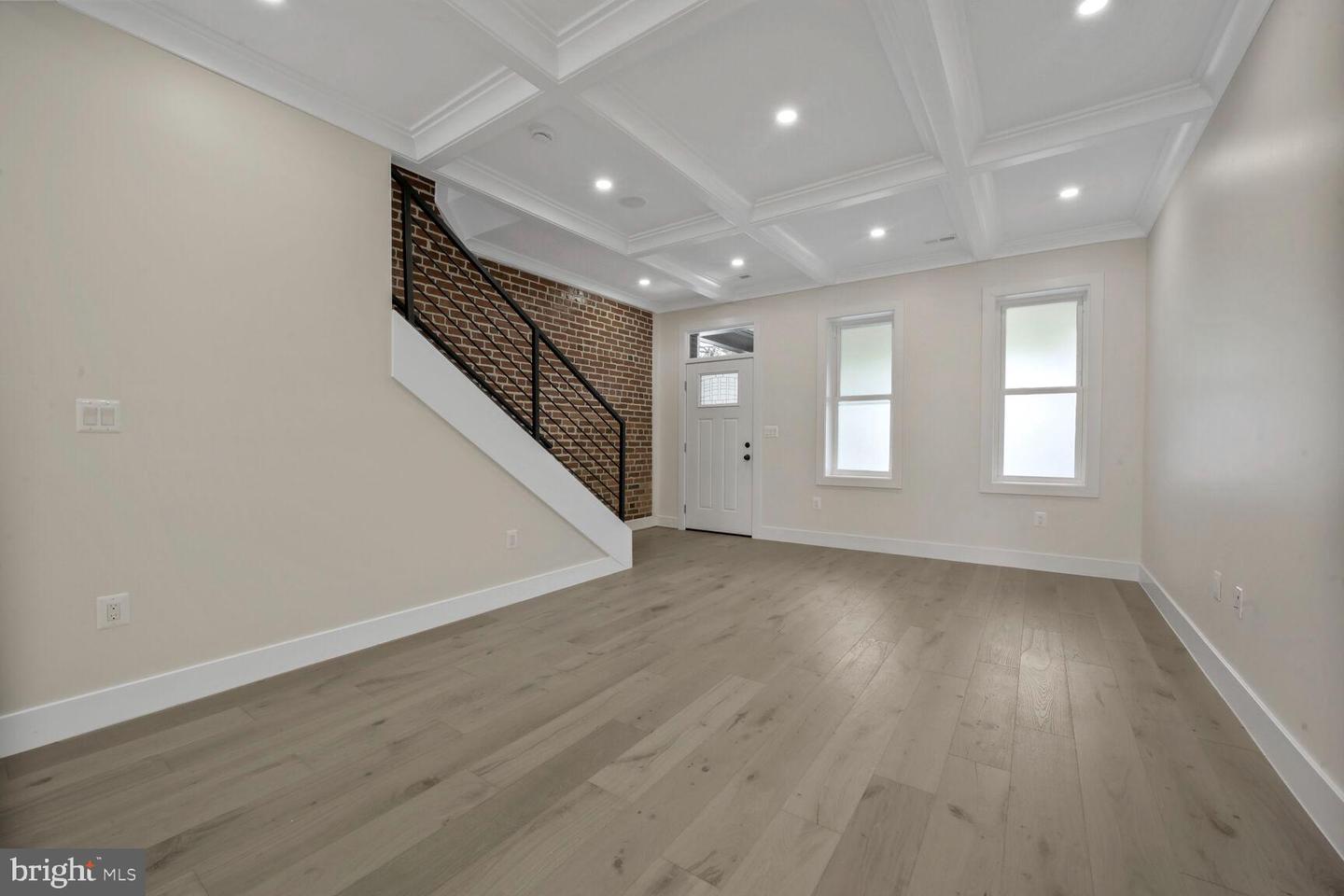 4508 13TH ST NW, WASHINGTON, District Of Columbia 20011, 5 Bedrooms Bedrooms, ,3 BathroomsBathrooms,Residential,For sale,4508 13TH ST NW,DCDC2213976 MLS # DCDC2213976