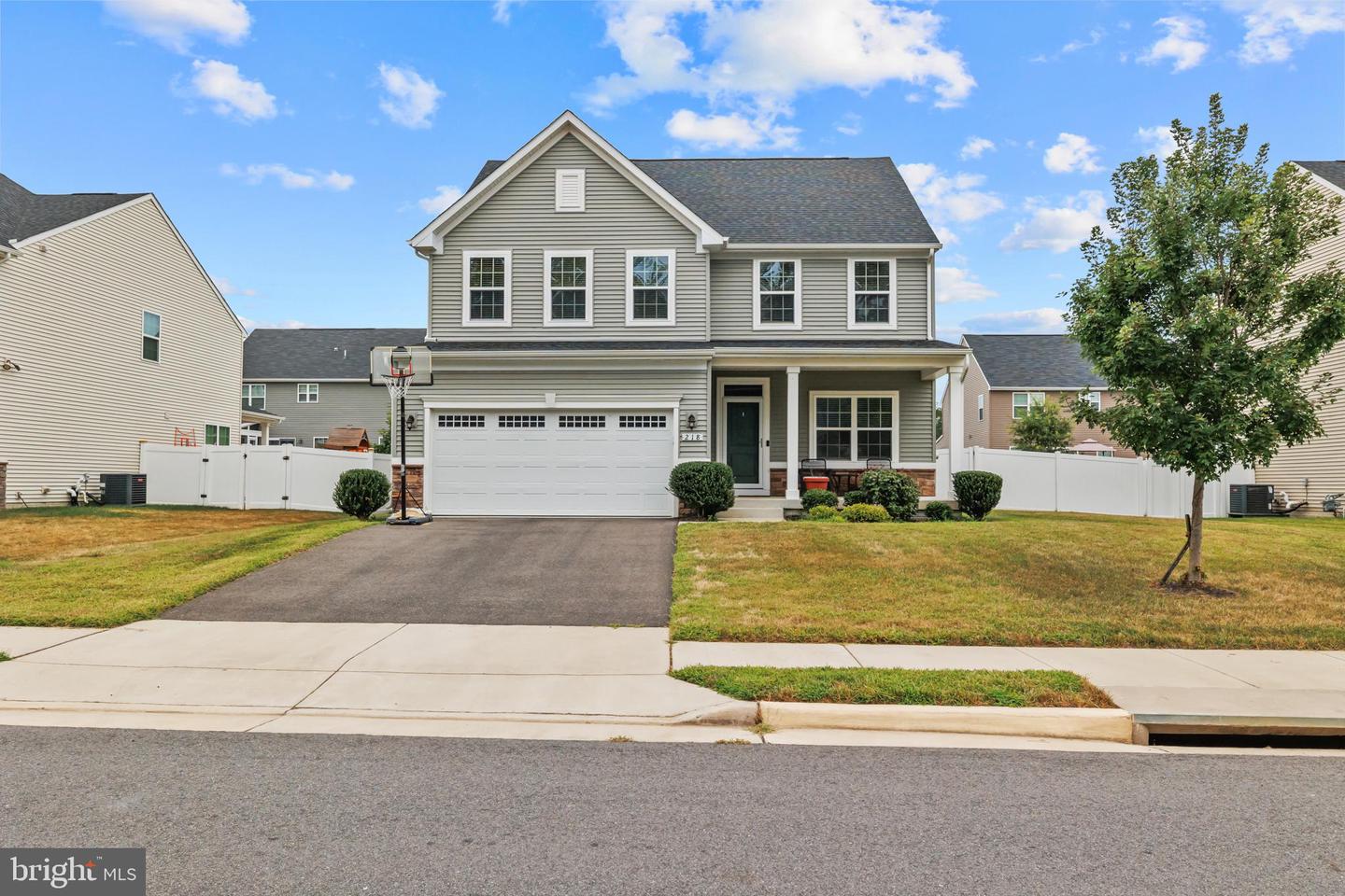 218 COURTHOUSE MANOR DR, STAFFORD, Virginia 22554, 4 Bedrooms Bedrooms, ,3 BathroomsBathrooms,Residential,For sale,218 COURTHOUSE MANOR DR,VAST2041604 MLS # VAST2041604