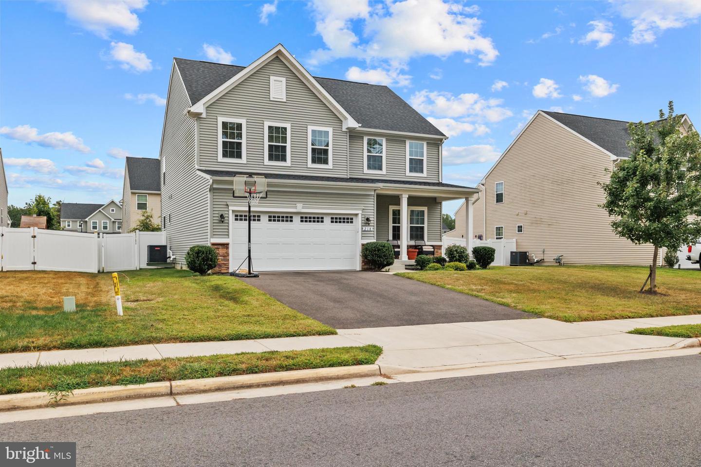 218 COURTHOUSE MANOR DR, STAFFORD, Virginia 22554, 4 Bedrooms Bedrooms, ,3 BathroomsBathrooms,Residential,For sale,218 COURTHOUSE MANOR DR,VAST2041604 MLS # VAST2041604