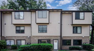 1722 WESTWIND WAY #123, MCLEAN, Virginia 22102, 3 Bedrooms Bedrooms, ,2 BathroomsBathrooms,Residential,For sale,1722 WESTWIND WAY #123,VAFX2259850 MLS # VAFX2259850
