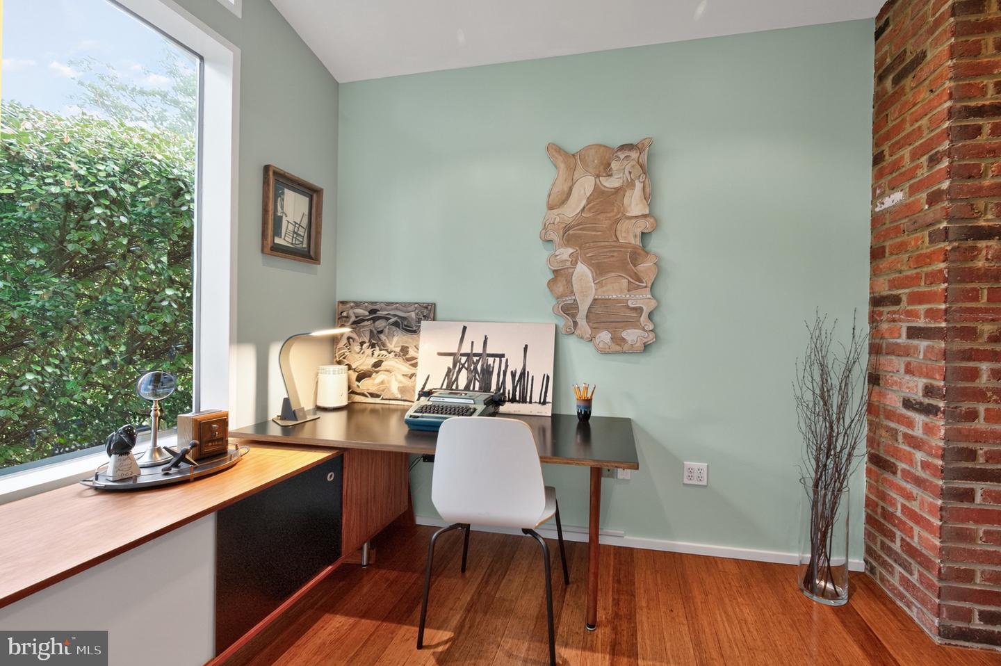 2311 GLASGOW RD, ALEXANDRIA, Virginia 22307, 4 Bedrooms Bedrooms, ,2 BathroomsBathrooms,Residential,For sale,2311 GLASGOW RD,VAFX2259856 MLS # VAFX2259856