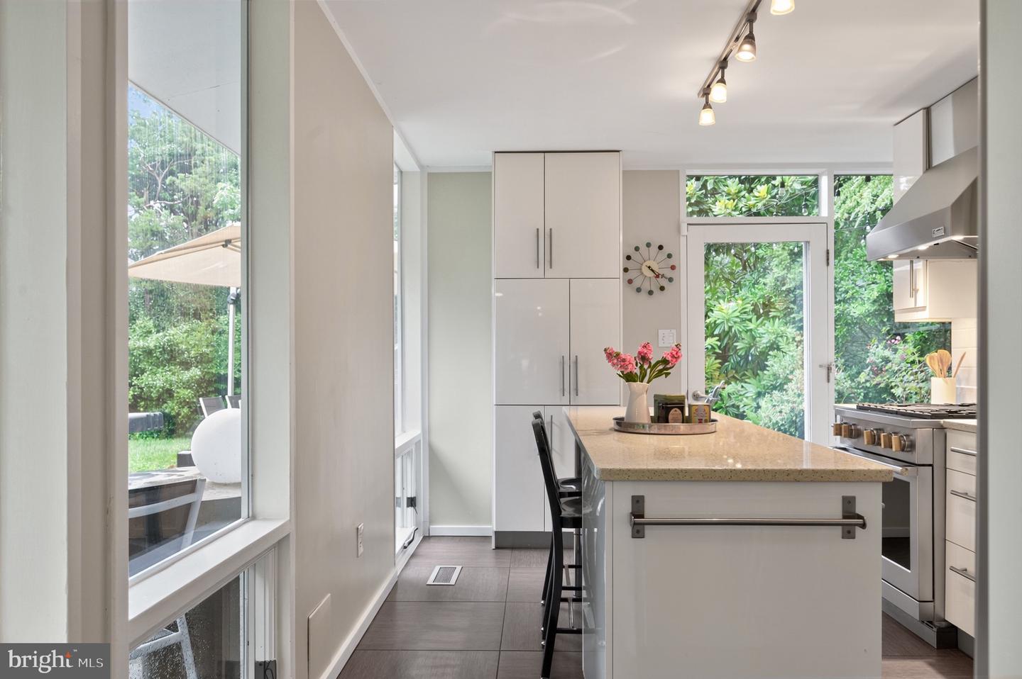 2311 GLASGOW RD, ALEXANDRIA, Virginia 22307, 4 Bedrooms Bedrooms, ,2 BathroomsBathrooms,Residential,For sale,2311 GLASGOW RD,VAFX2259856 MLS # VAFX2259856
