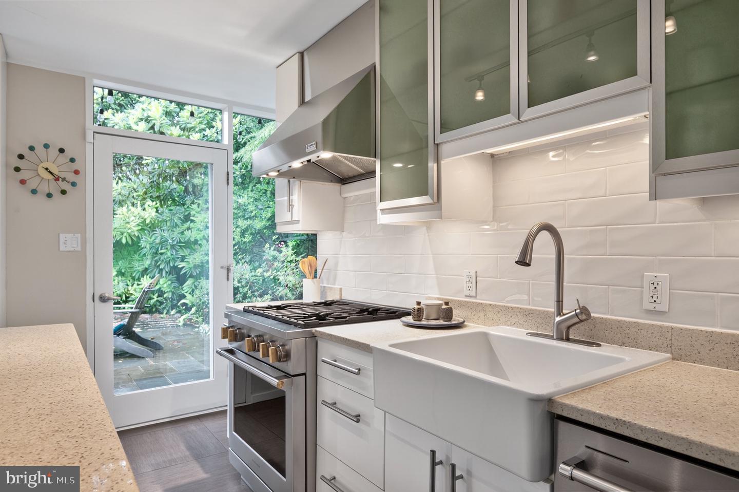 2311 GLASGOW RD, ALEXANDRIA, Virginia 22307, 4 Bedrooms Bedrooms, ,2 BathroomsBathrooms,Residential,For sale,2311 GLASGOW RD,VAFX2259856 MLS # VAFX2259856