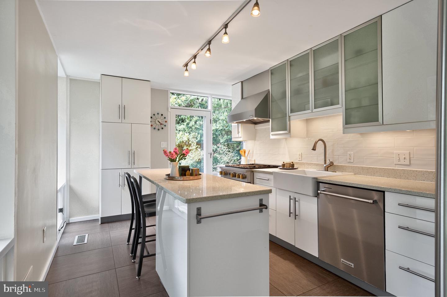 2311 GLASGOW RD, ALEXANDRIA, Virginia 22307, 4 Bedrooms Bedrooms, ,2 BathroomsBathrooms,Residential,For sale,2311 GLASGOW RD,VAFX2259856 MLS # VAFX2259856