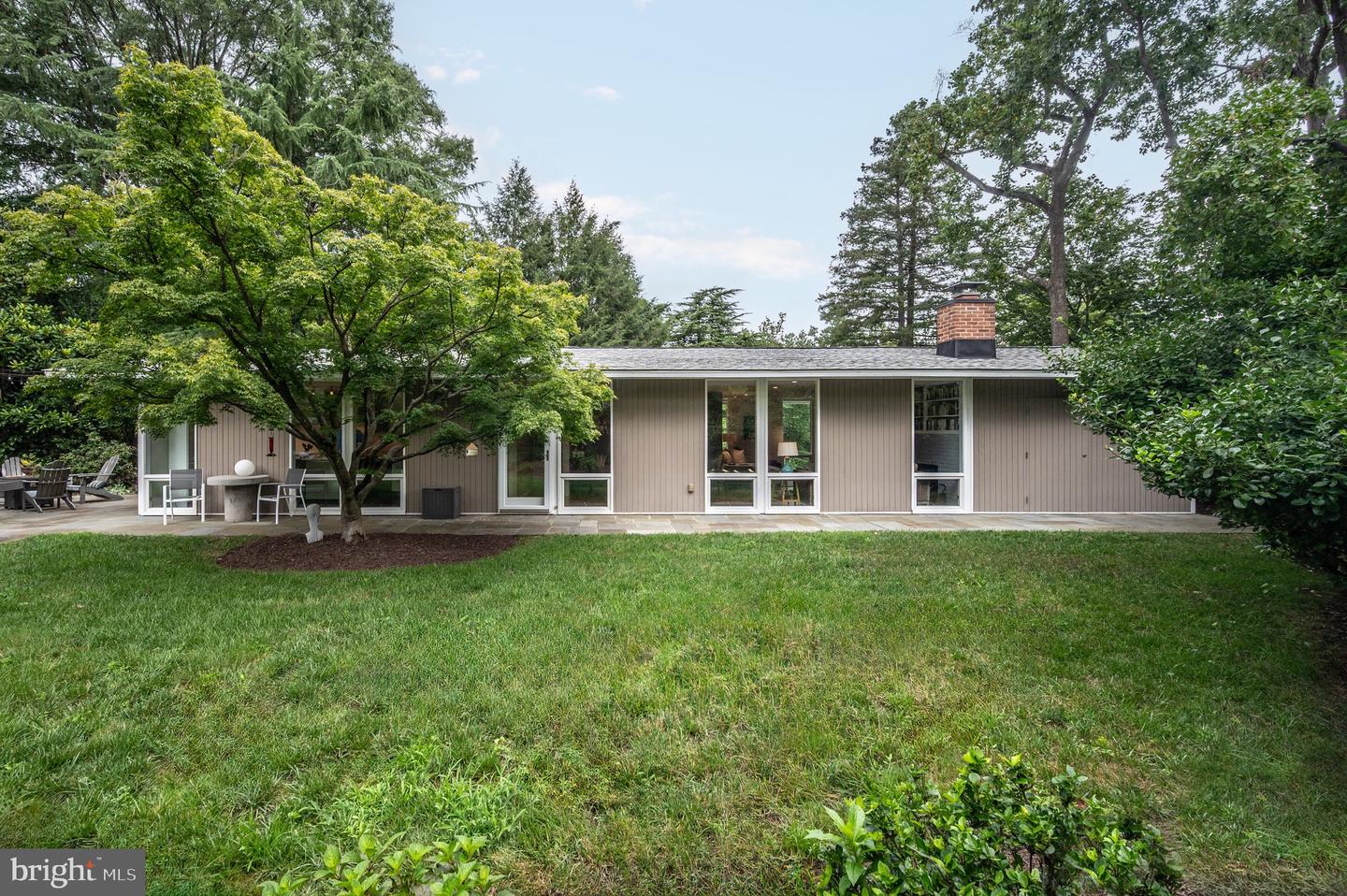 2311 GLASGOW RD, ALEXANDRIA, Virginia 22307, 4 Bedrooms Bedrooms, ,2 BathroomsBathrooms,Residential,For sale,2311 GLASGOW RD,VAFX2259856 MLS # VAFX2259856