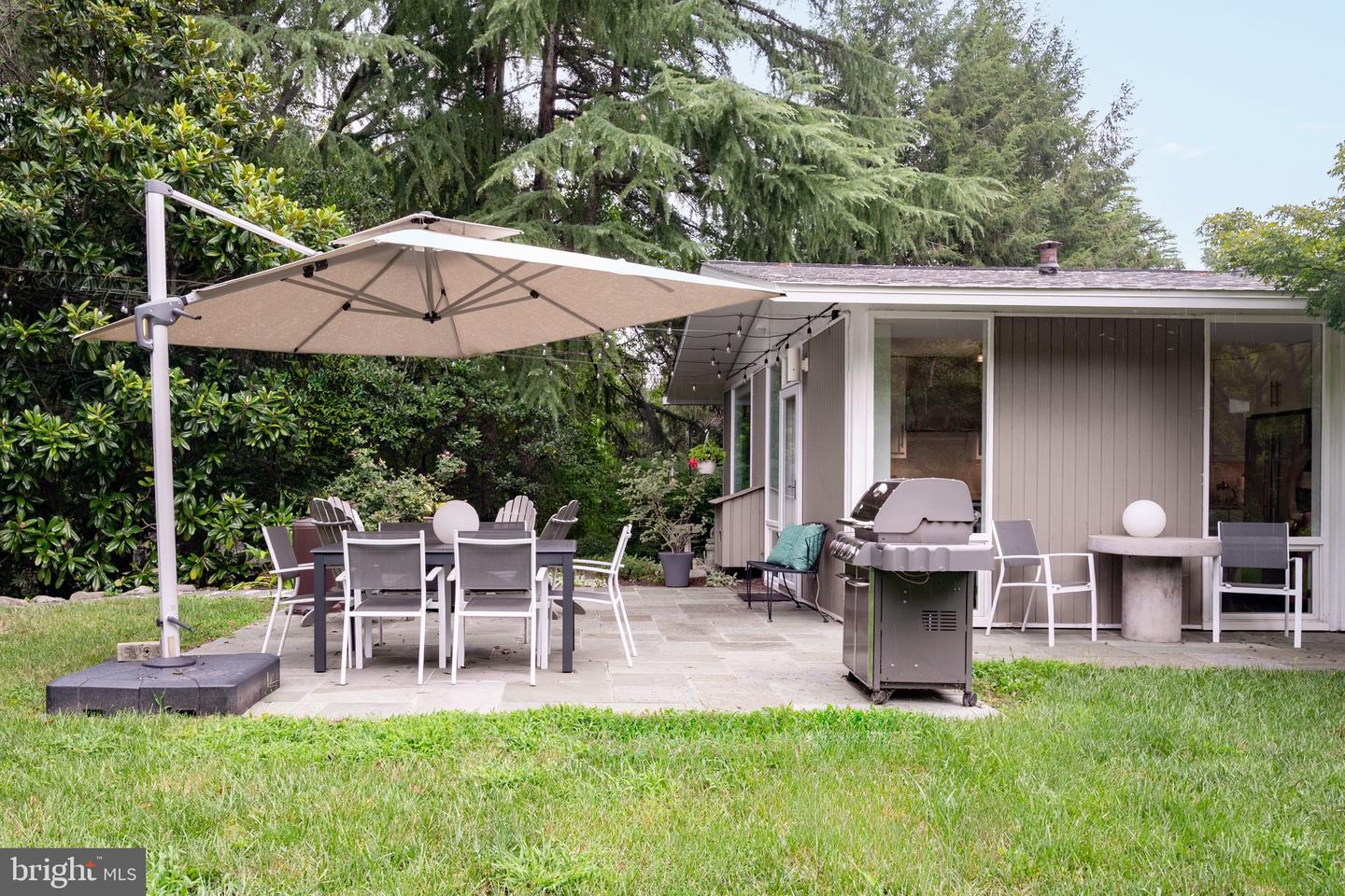 2311 GLASGOW RD, ALEXANDRIA, Virginia 22307, 4 Bedrooms Bedrooms, ,2 BathroomsBathrooms,Residential,For sale,2311 GLASGOW RD,VAFX2259856 MLS # VAFX2259856