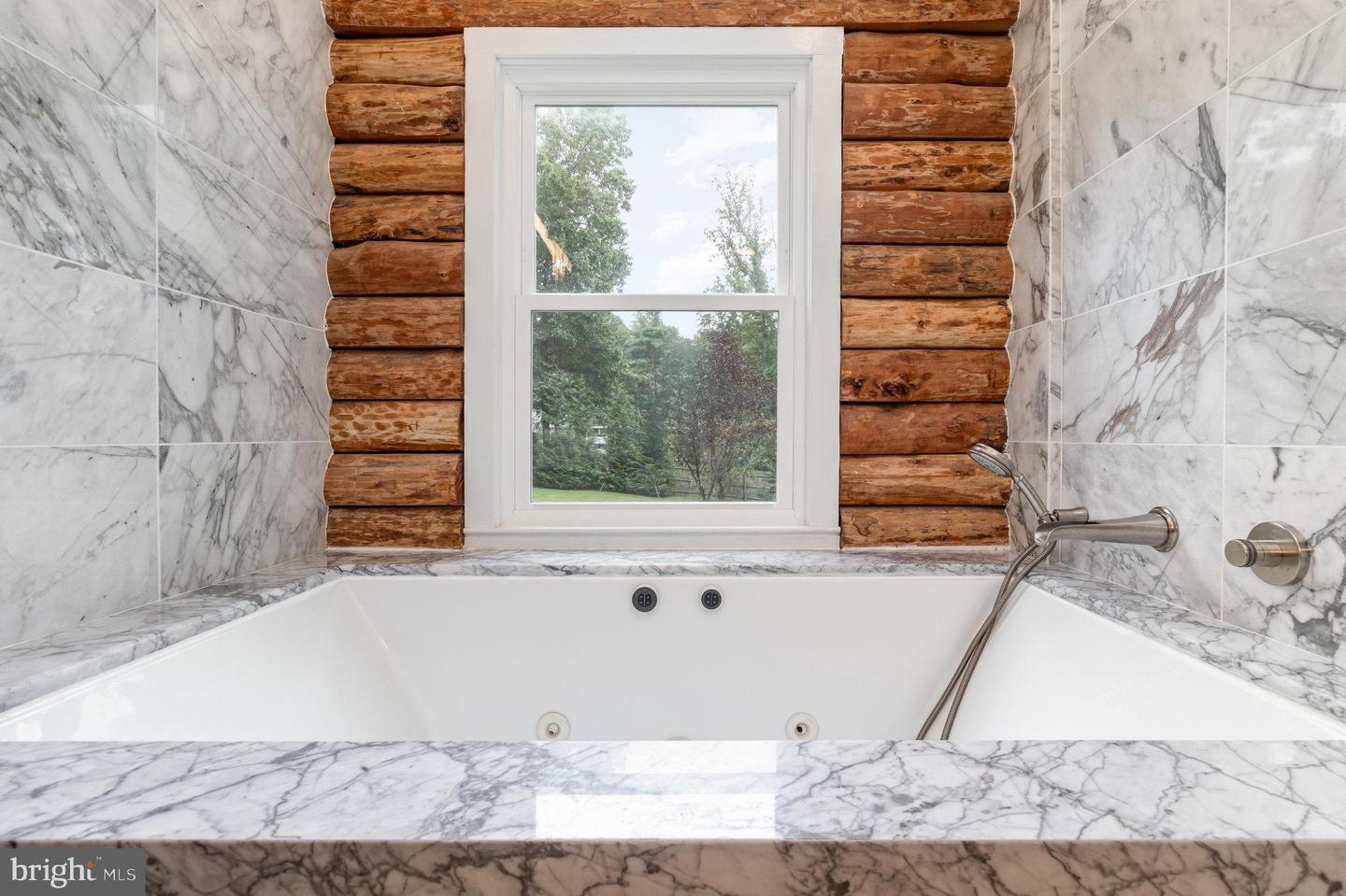 112 ENGLAND RUN LN, FREDERICKSBURG, Virginia 22406, 4 Bedrooms Bedrooms, ,3 BathroomsBathrooms,Residential,For sale,112 ENGLAND RUN LN,VAST2041618 MLS # VAST2041618