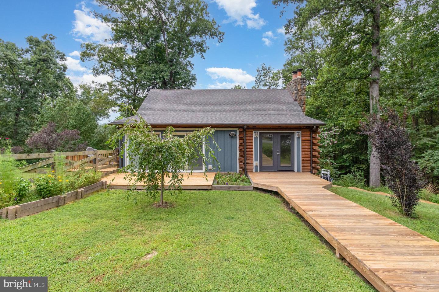 112 ENGLAND RUN LN, FREDERICKSBURG, Virginia 22406, 4 Bedrooms Bedrooms, ,3 BathroomsBathrooms,Residential,For sale,112 ENGLAND RUN LN,VAST2041618 MLS # VAST2041618