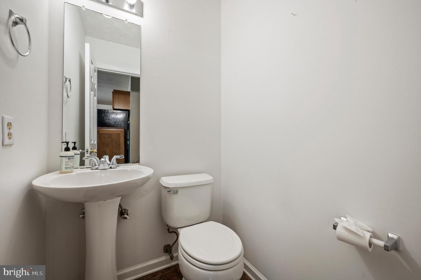 509 BRAEBURN DR, WINCHESTER, Virginia 22601, 2 Bedrooms Bedrooms, ,2 BathroomsBathrooms,Residential,For sale,509 BRAEBURN DR,VAFV2035936 MLS # VAFV2035936