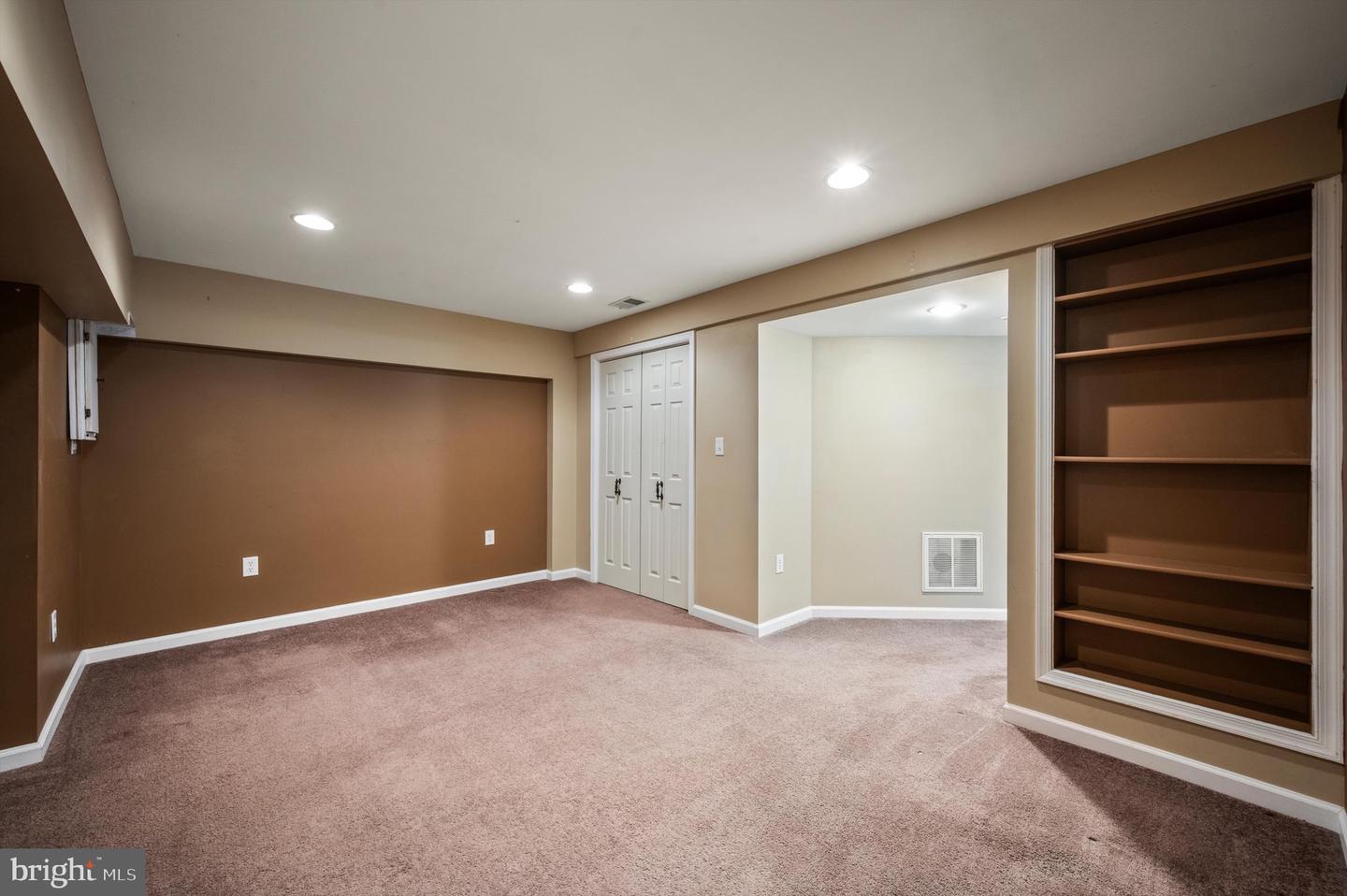 509 BRAEBURN DR, WINCHESTER, Virginia 22601, 2 Bedrooms Bedrooms, ,2 BathroomsBathrooms,Residential,For sale,509 BRAEBURN DR,VAFV2035936 MLS # VAFV2035936