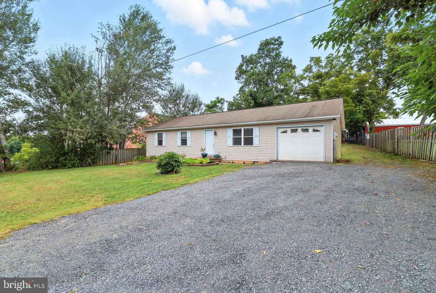 859 COLLEY BLOCK RD, STRASBURG, Virginia 22657, 3 Bedrooms Bedrooms, ,2 BathroomsBathrooms,Residential,For sale,859 COLLEY BLOCK RD,VASH2012190 MLS # VASH2012190