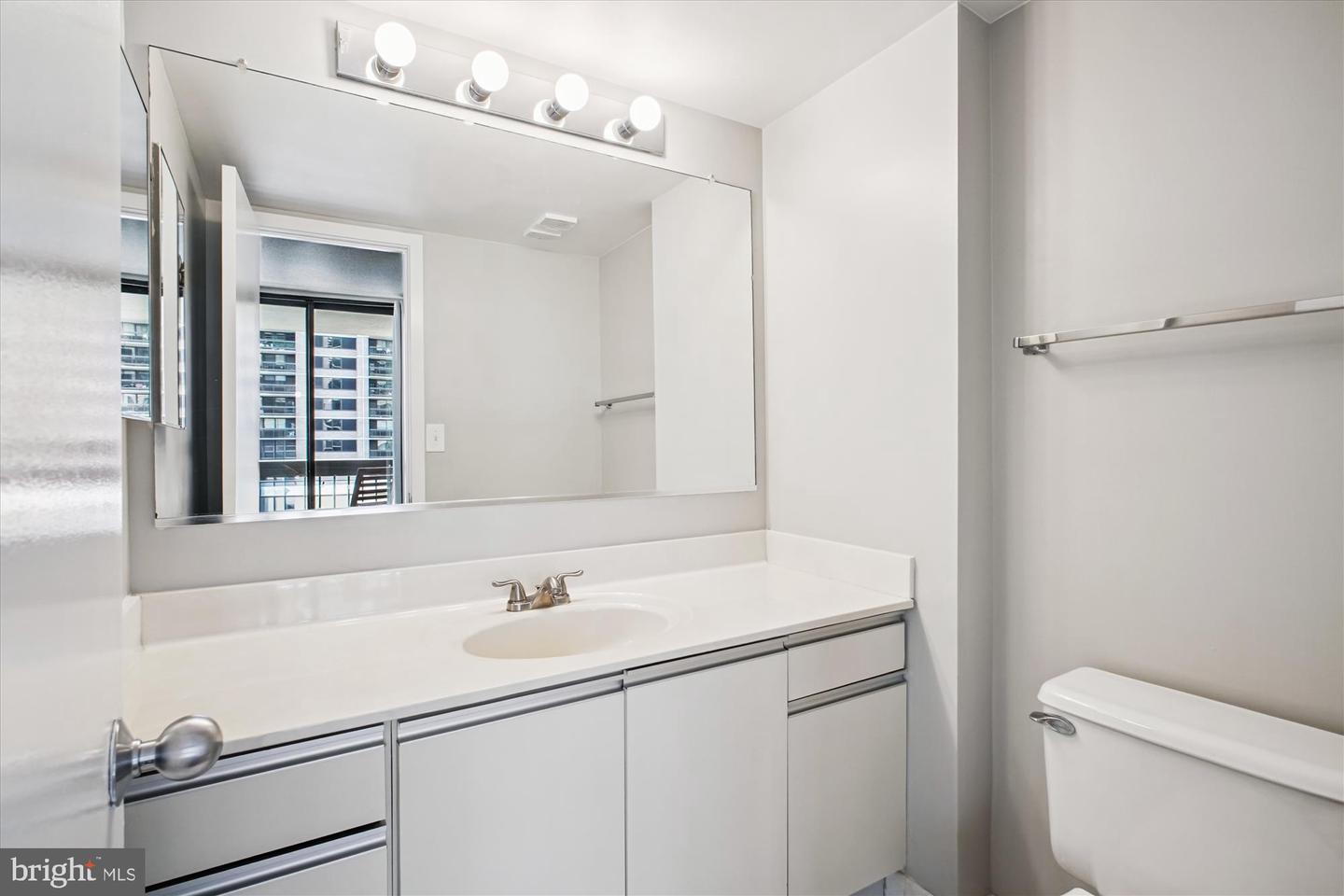 5505 SEMINARY RD #419N, FALLS CHURCH, Virginia 22041, 2 Bedrooms Bedrooms, ,1 BathroomBathrooms,Residential,For sale,5505 SEMINARY RD #419N,VAFX2260020 MLS # VAFX2260020