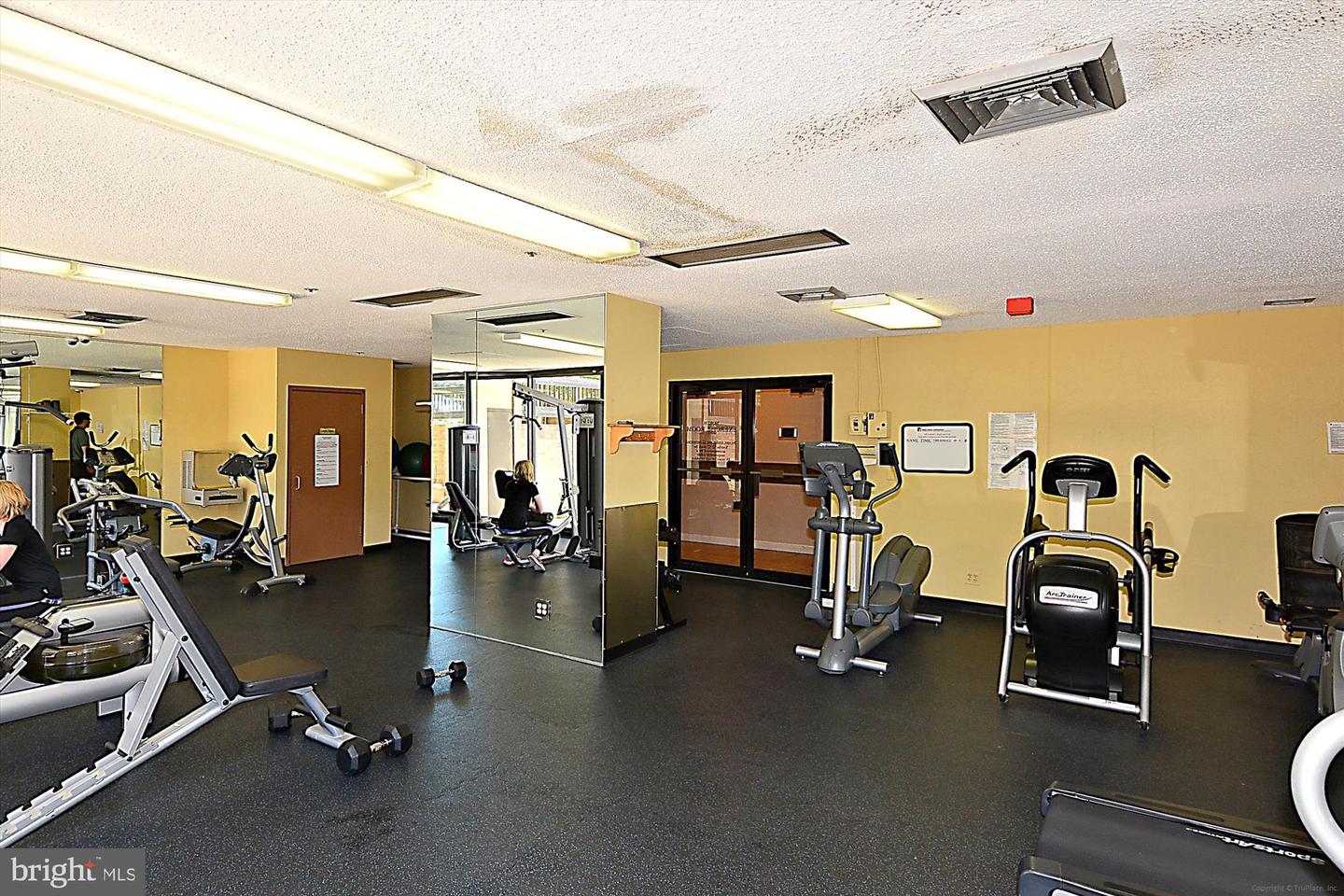 5505 SEMINARY RD #419N, FALLS CHURCH, Virginia 22041, 2 Bedrooms Bedrooms, ,1 BathroomBathrooms,Residential,For sale,5505 SEMINARY RD #419N,VAFX2260020 MLS # VAFX2260020