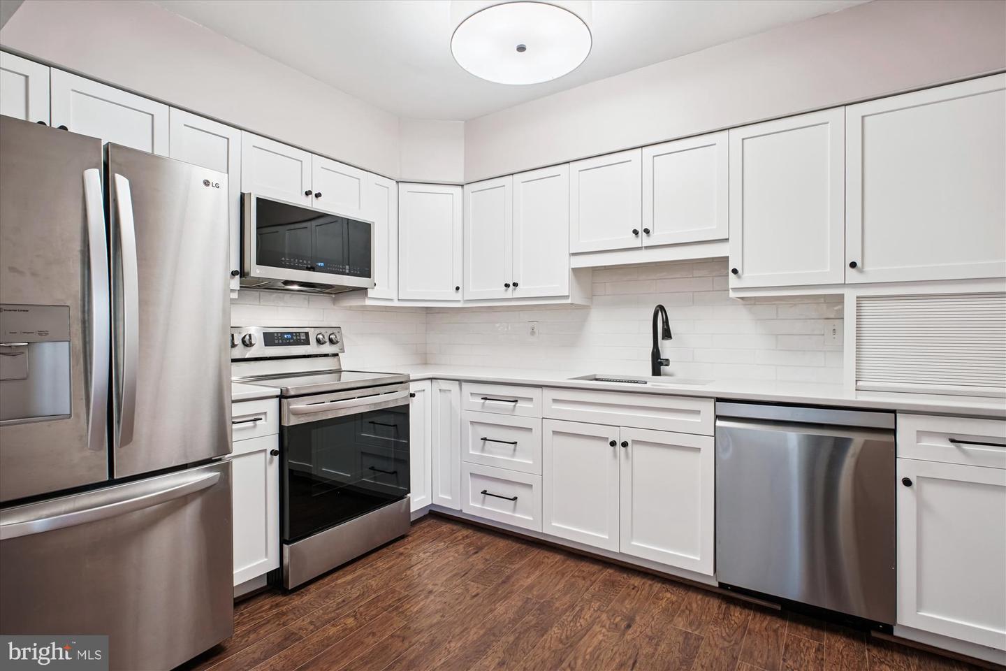 5505 SEMINARY RD #419N, FALLS CHURCH, Virginia 22041, 2 Bedrooms Bedrooms, ,1 BathroomBathrooms,Residential,For sale,5505 SEMINARY RD #419N,VAFX2260020 MLS # VAFX2260020