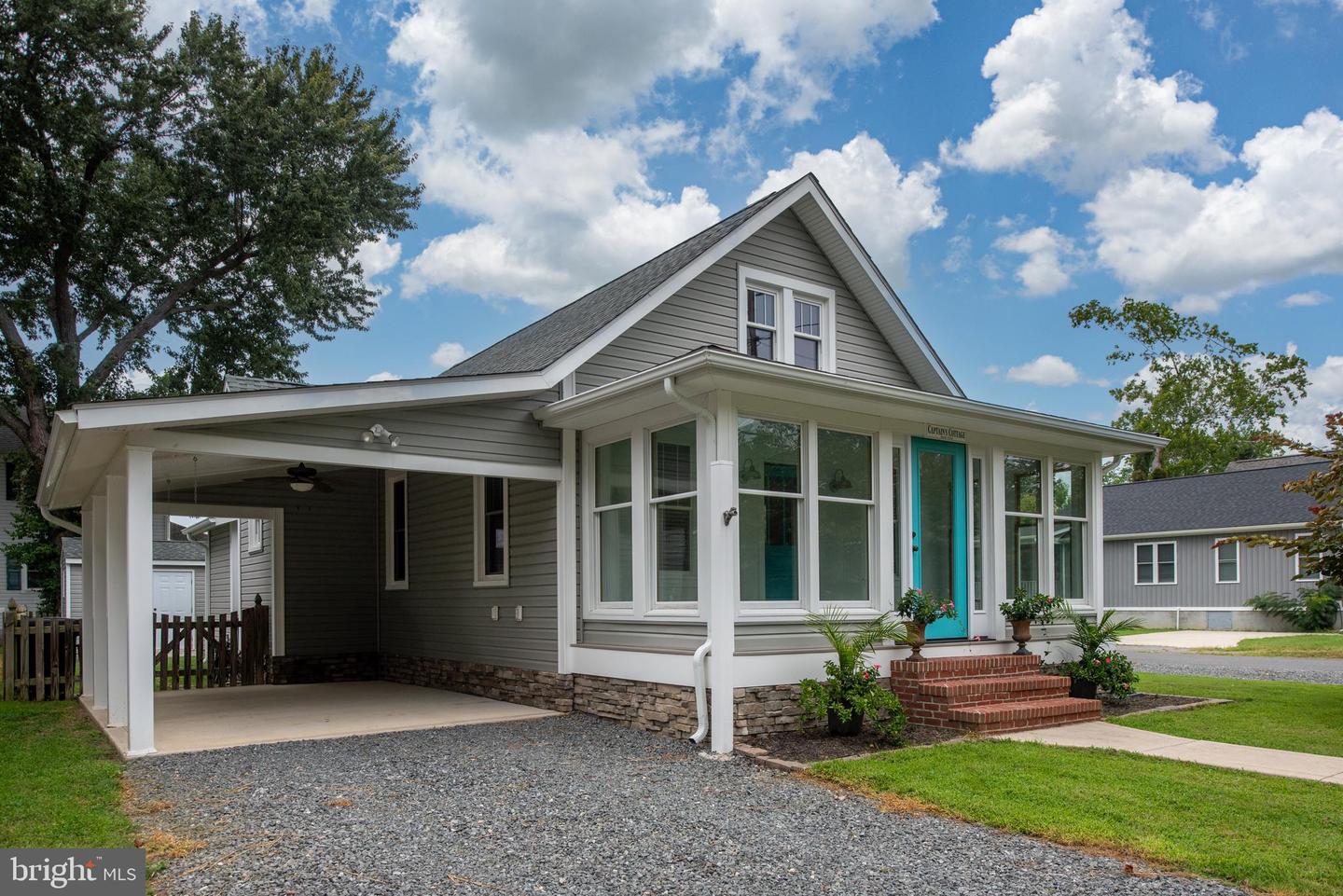 1001 BANCROFT AVE, COLONIAL BEACH, Virginia 22443, 2 Bedrooms Bedrooms, ,2 BathroomsBathrooms,Residential,For sale,1001 BANCROFT AVE,VAWE2009486 MLS # VAWE2009486