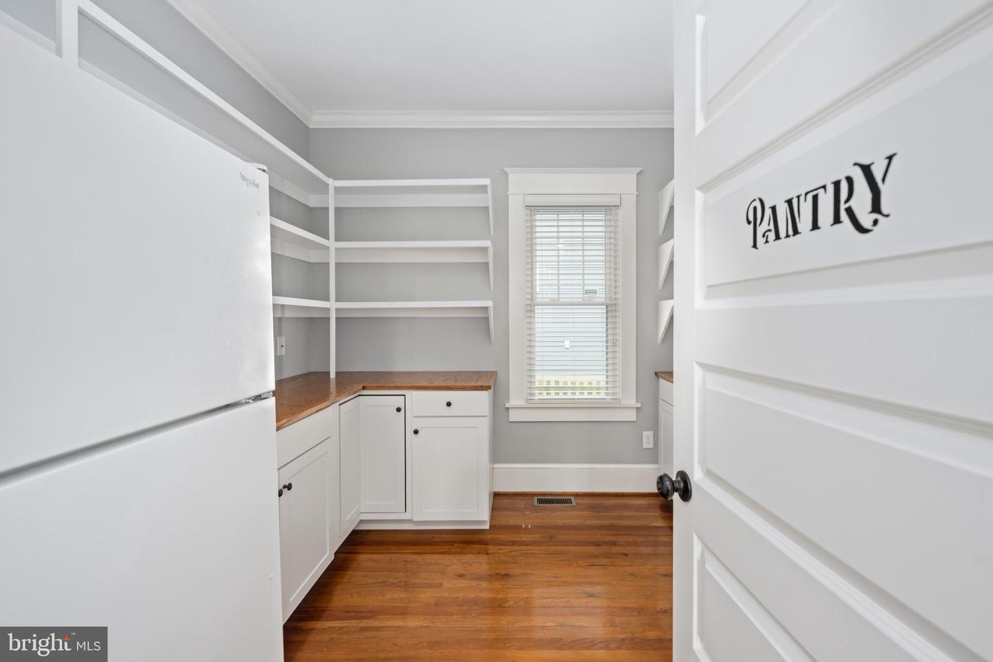 1001 BANCROFT AVE, COLONIAL BEACH, Virginia 22443, 2 Bedrooms Bedrooms, ,2 BathroomsBathrooms,Residential,For sale,1001 BANCROFT AVE,VAWE2009486 MLS # VAWE2009486
