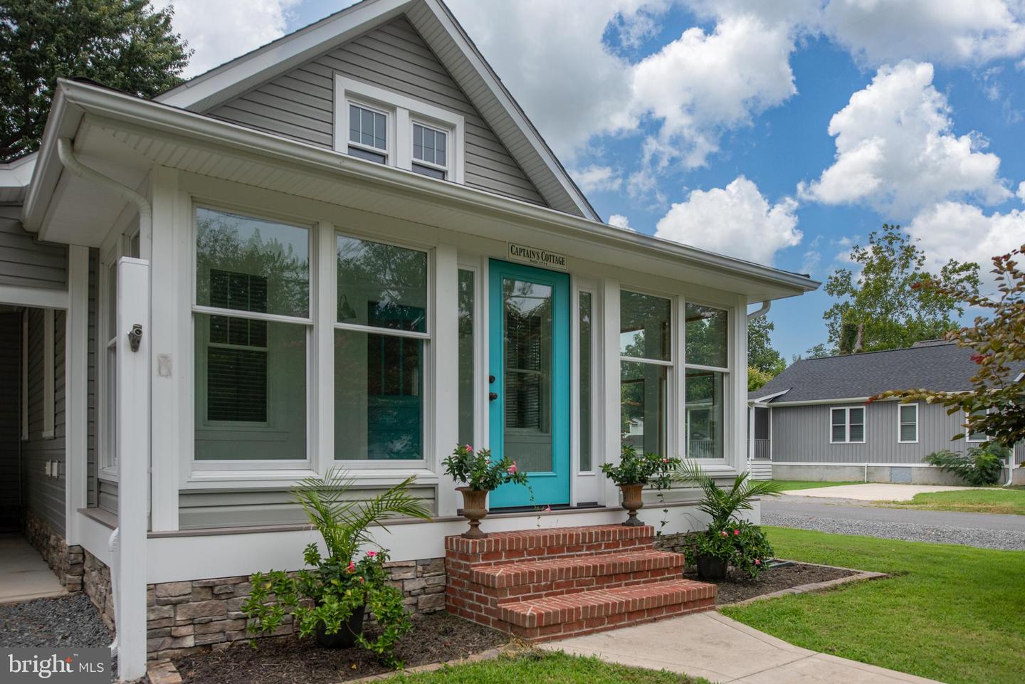1001 BANCROFT AVE, COLONIAL BEACH, Virginia 22443, 2 Bedrooms Bedrooms, ,2 BathroomsBathrooms,Residential,For sale,1001 BANCROFT AVE,VAWE2009486 MLS # VAWE2009486