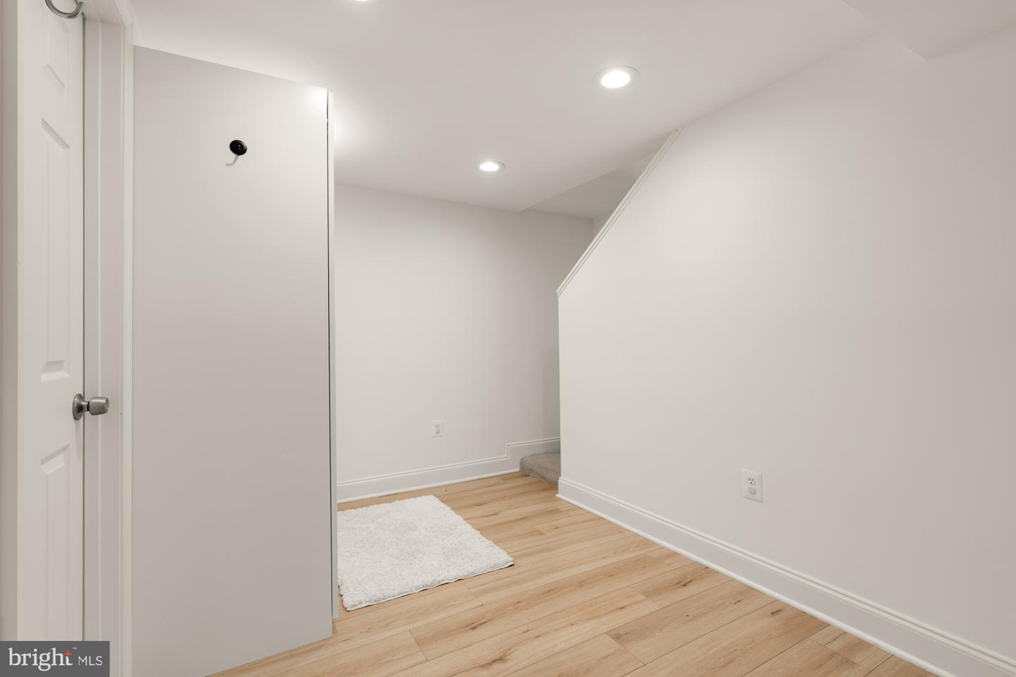 4826 BUTTERWORTH PL NW, WASHINGTON, District Of Columbia 20016, 3 Bedrooms Bedrooms, ,2 BathroomsBathrooms,Residential,For sale,4826 BUTTERWORTH PL NW,DCDC2214304 MLS # DCDC2214304