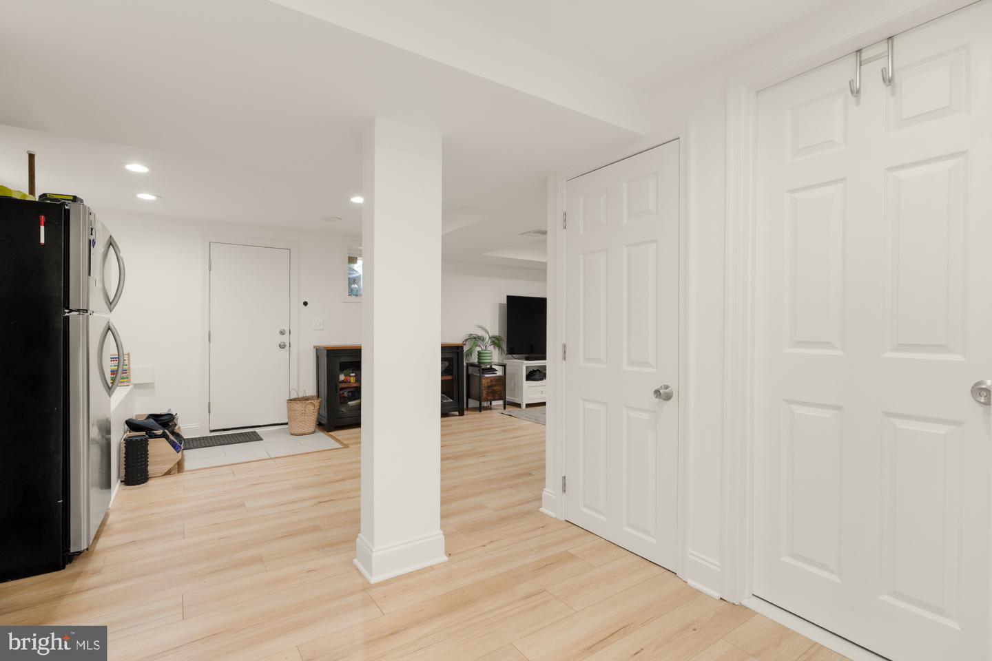 4826 BUTTERWORTH PL NW, WASHINGTON, District Of Columbia 20016, 3 Bedrooms Bedrooms, ,2 BathroomsBathrooms,Residential,For sale,4826 BUTTERWORTH PL NW,DCDC2214304 MLS # DCDC2214304