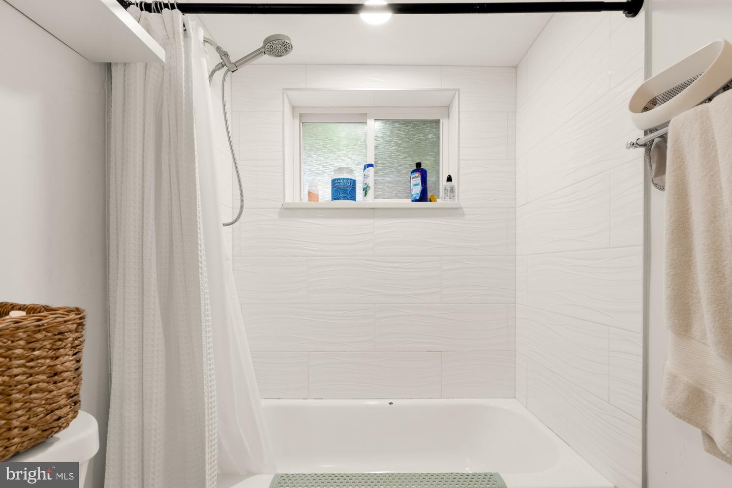4826 BUTTERWORTH PL NW, WASHINGTON, District Of Columbia 20016, 3 Bedrooms Bedrooms, ,2 BathroomsBathrooms,Residential,For sale,4826 BUTTERWORTH PL NW,DCDC2214304 MLS # DCDC2214304