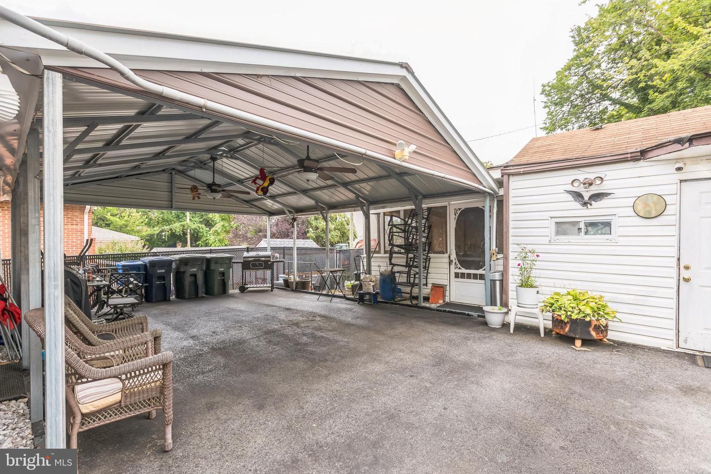 605 49TH PL NE, WASHINGTON, District Of Columbia 20019, 3 Bedrooms Bedrooms, 6 Rooms Rooms,2 BathroomsBathrooms,Residential,For sale,605 49TH PL NE,DCDC2214448 MLS # DCDC2214448