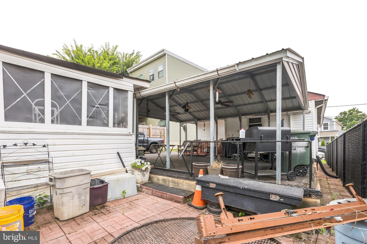 605 49TH PL NE, WASHINGTON, District Of Columbia 20019, 3 Bedrooms Bedrooms, 6 Rooms Rooms,2 BathroomsBathrooms,Residential,For sale,605 49TH PL NE,DCDC2214448 MLS # DCDC2214448