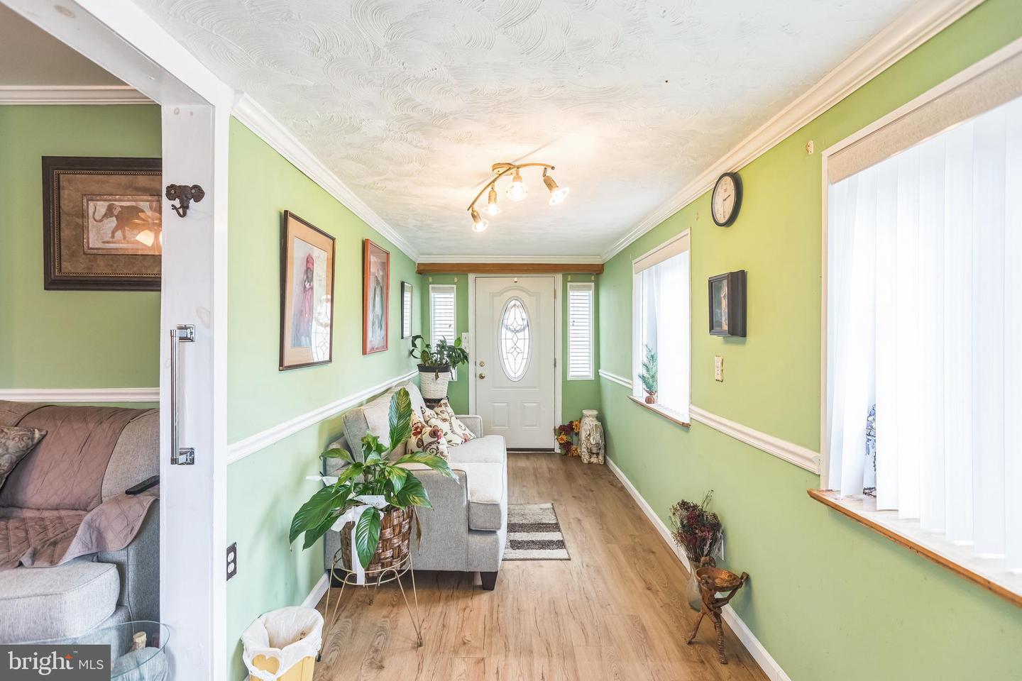 605 49TH PL NE, WASHINGTON, District Of Columbia 20019, 3 Bedrooms Bedrooms, 6 Rooms Rooms,2 BathroomsBathrooms,Residential,For sale,605 49TH PL NE,DCDC2214448 MLS # DCDC2214448