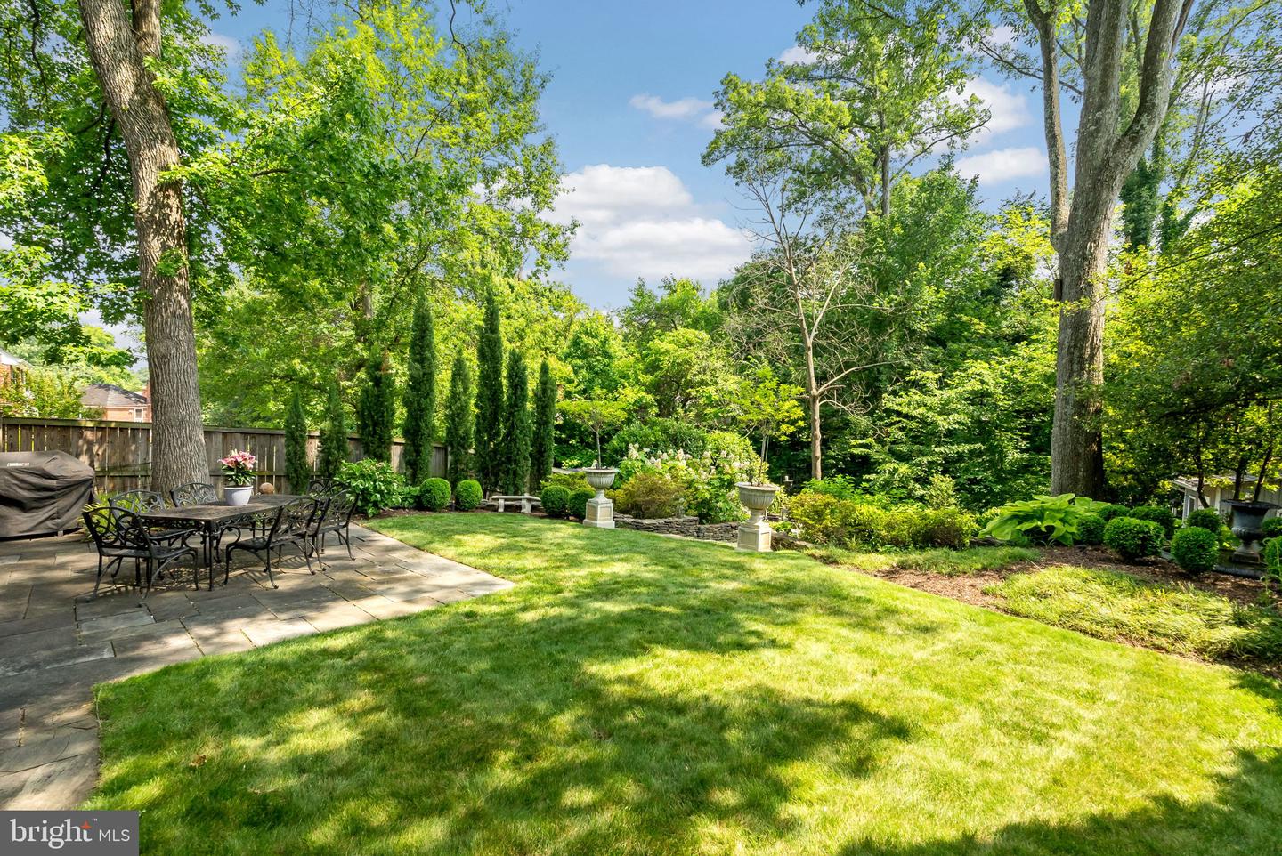 1206 W BRADDOCK RD, ALEXANDRIA, Virginia 22302, 3 Bedrooms Bedrooms, 10 Rooms Rooms,2 BathroomsBathrooms,Residential,For sale,1206 W BRADDOCK RD,VAAX2048416 MLS # VAAX2048416