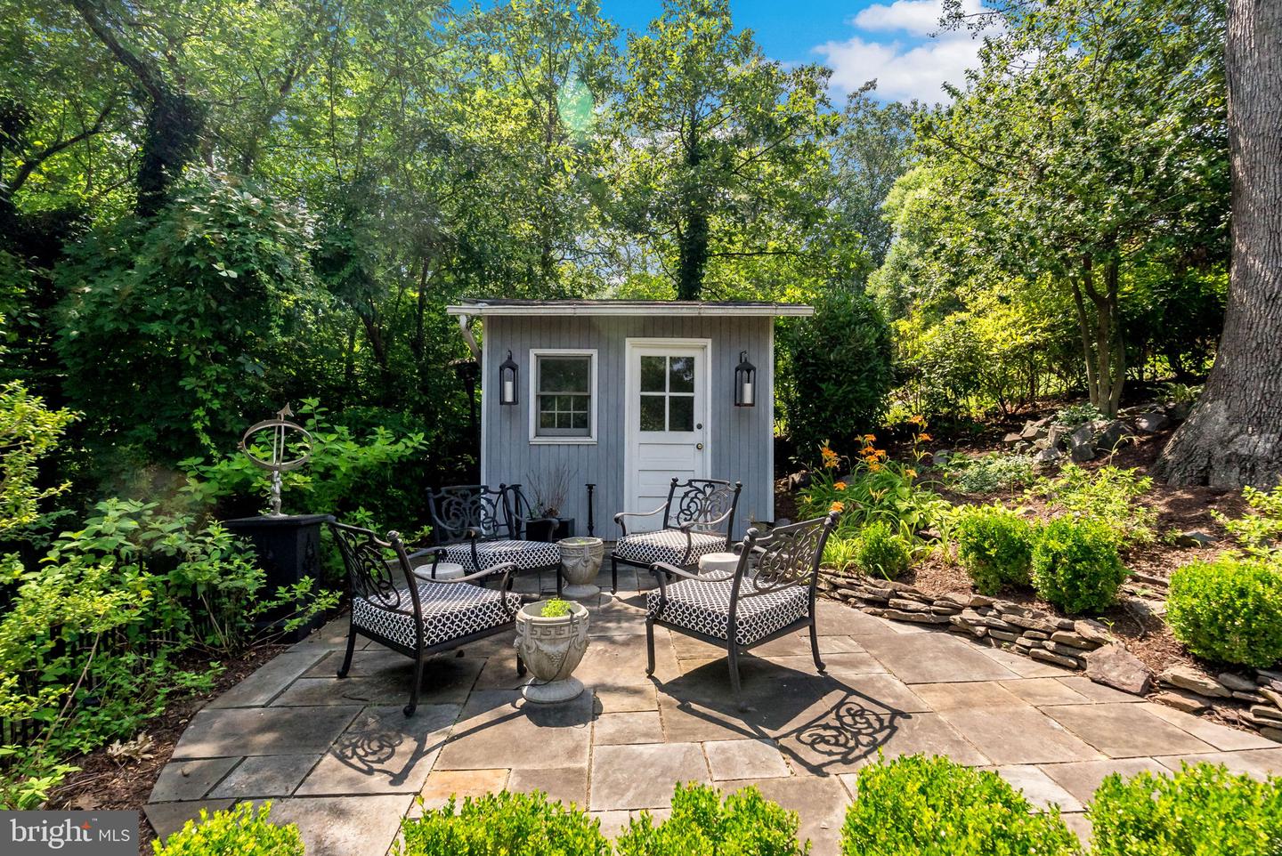 1206 W BRADDOCK RD, ALEXANDRIA, Virginia 22302, 3 Bedrooms Bedrooms, 10 Rooms Rooms,2 BathroomsBathrooms,Residential,For sale,1206 W BRADDOCK RD,VAAX2048416 MLS # VAAX2048416