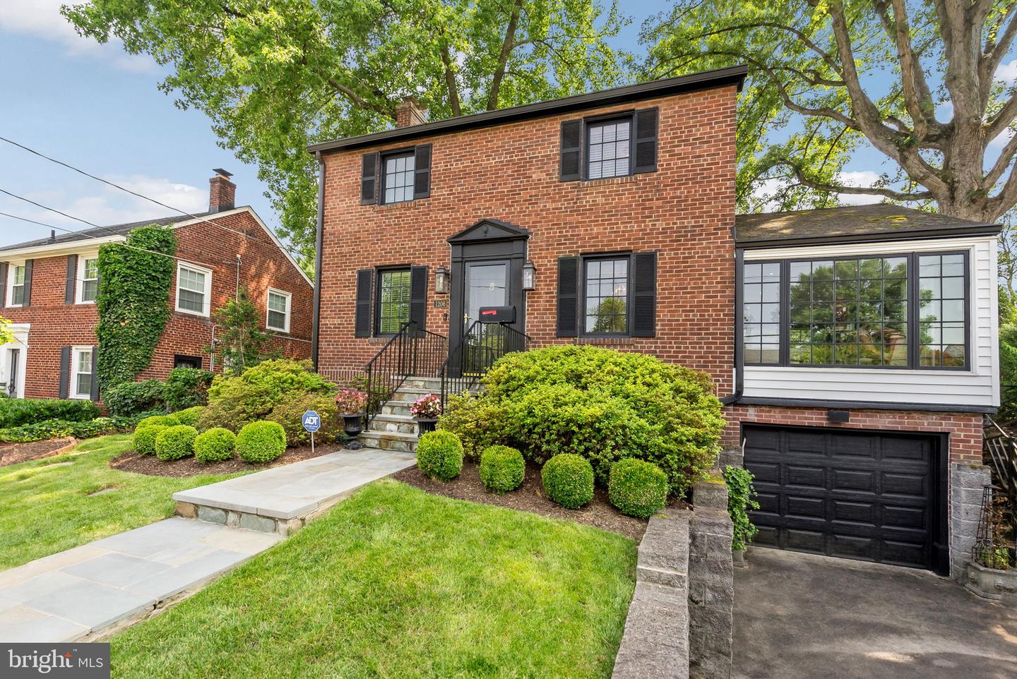 1206 W BRADDOCK RD, ALEXANDRIA, Virginia 22302, 3 Bedrooms Bedrooms, 10 Rooms Rooms,2 BathroomsBathrooms,Residential,For sale,1206 W BRADDOCK RD,VAAX2048416 MLS # VAAX2048416