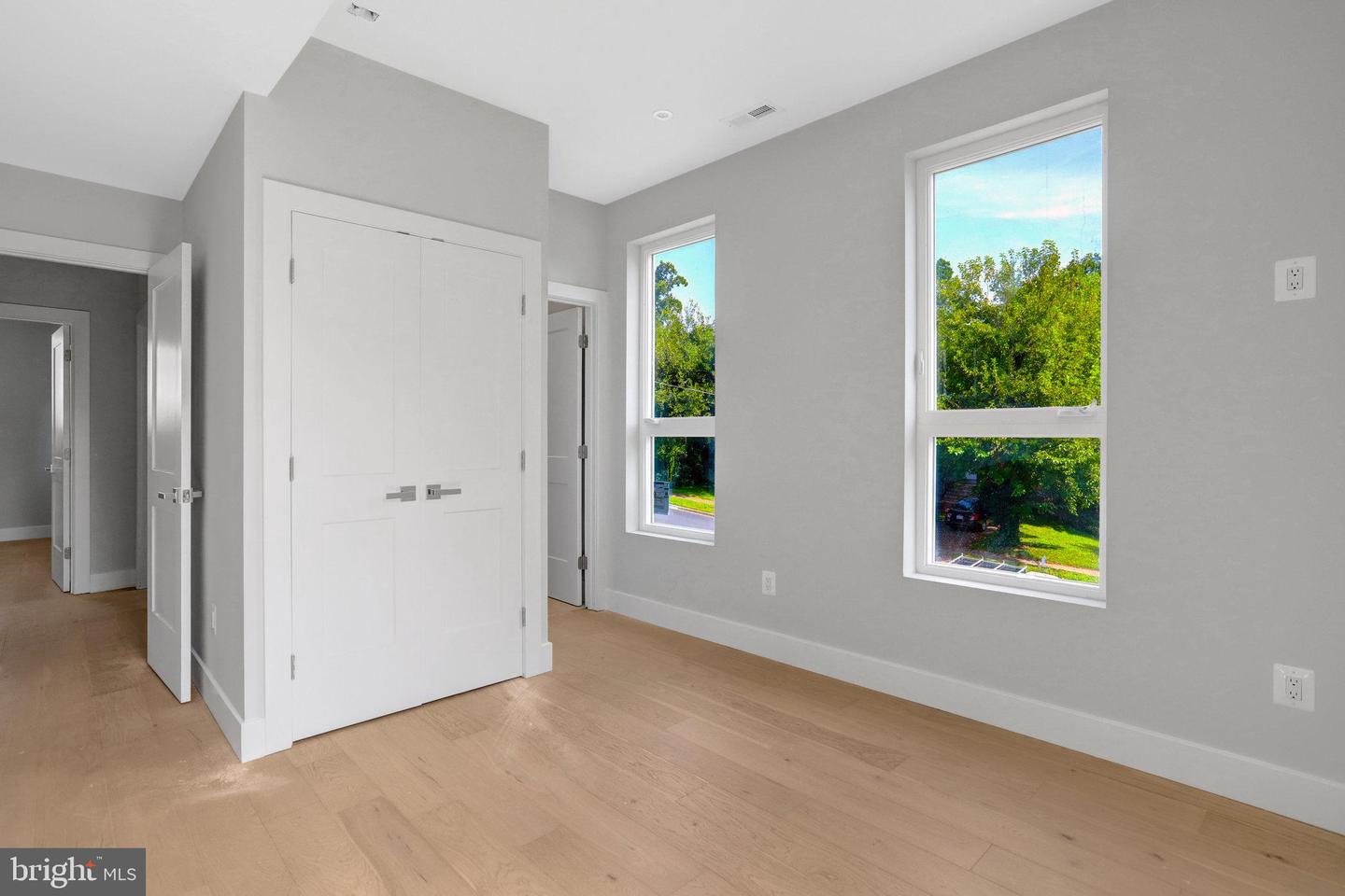 7435 NIGH RD, FALLS CHURCH, Virginia 22043, 5 Bedrooms Bedrooms, ,5 BathroomsBathrooms,Residential,For sale,7435 NIGH RD,VAFX2260492 MLS # VAFX2260492