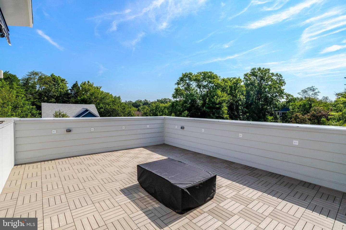 7435 NIGH RD, FALLS CHURCH, Virginia 22043, 5 Bedrooms Bedrooms, ,5 BathroomsBathrooms,Residential,For sale,7435 NIGH RD,VAFX2260492 MLS # VAFX2260492