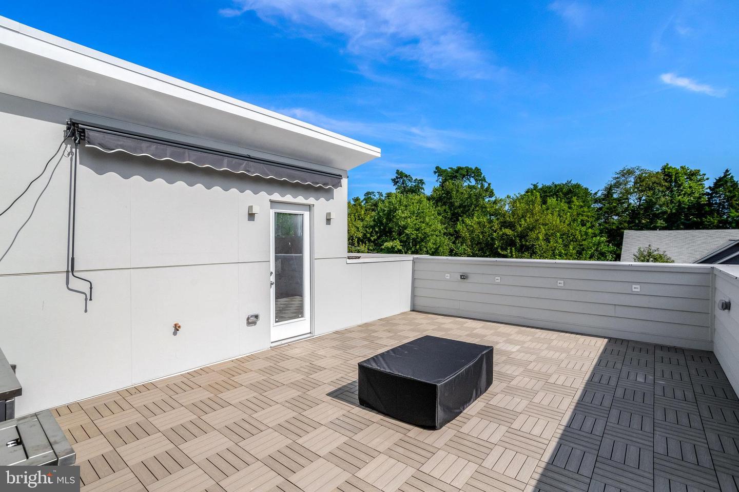 7435 NIGH RD, FALLS CHURCH, Virginia 22043, 5 Bedrooms Bedrooms, ,5 BathroomsBathrooms,Residential,For sale,7435 NIGH RD,VAFX2260492 MLS # VAFX2260492