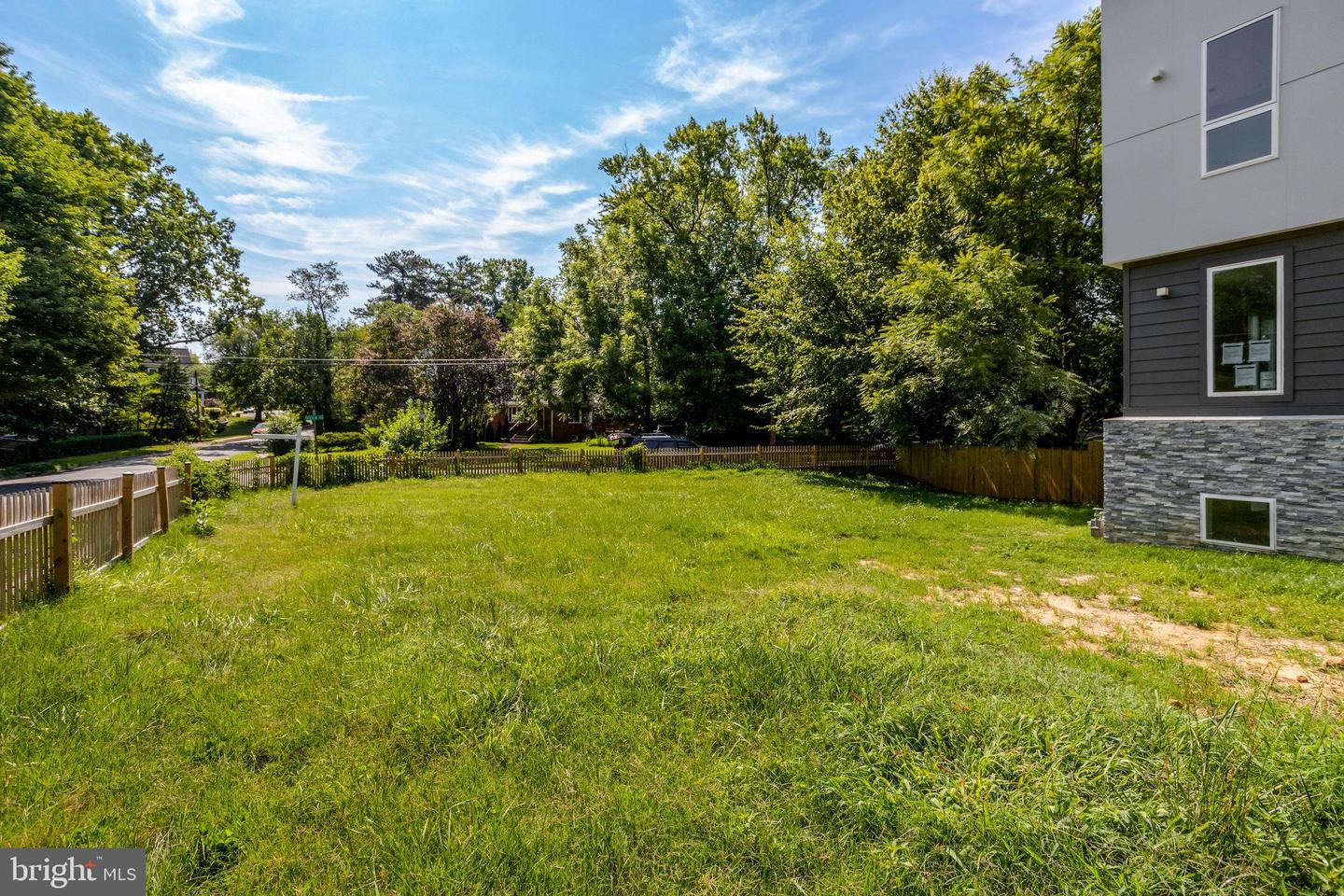7435 NIGH RD, FALLS CHURCH, Virginia 22043, 5 Bedrooms Bedrooms, ,5 BathroomsBathrooms,Residential,For sale,7435 NIGH RD,VAFX2260492 MLS # VAFX2260492