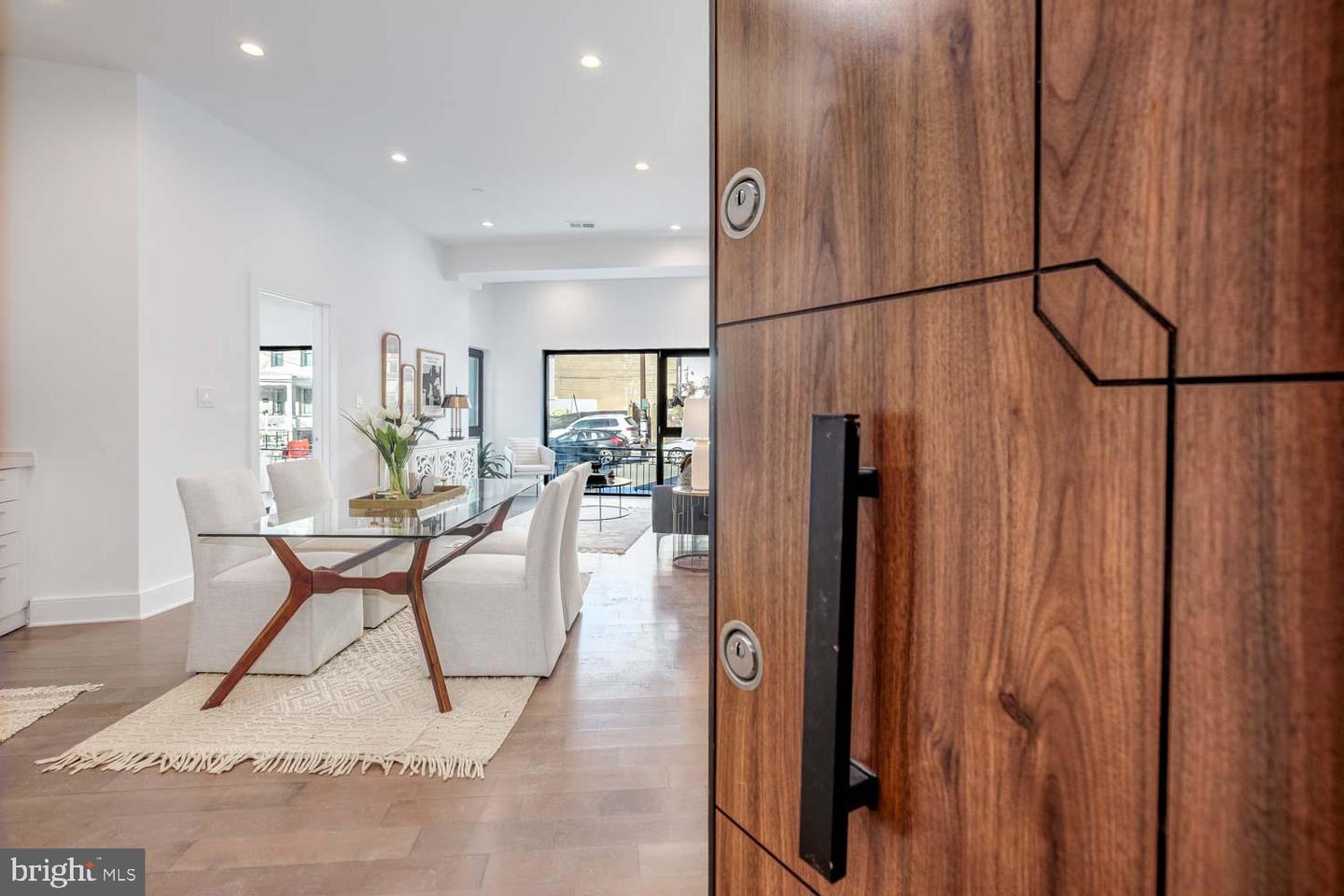 4328 GEORGIA AVE NW #101, WASHINGTON, District Of Columbia 20011, 3 Bedrooms Bedrooms, ,3 BathroomsBathrooms,Residential,For sale,4328 GEORGIA AVE NW #101,DCDC2214558 MLS # DCDC2214558