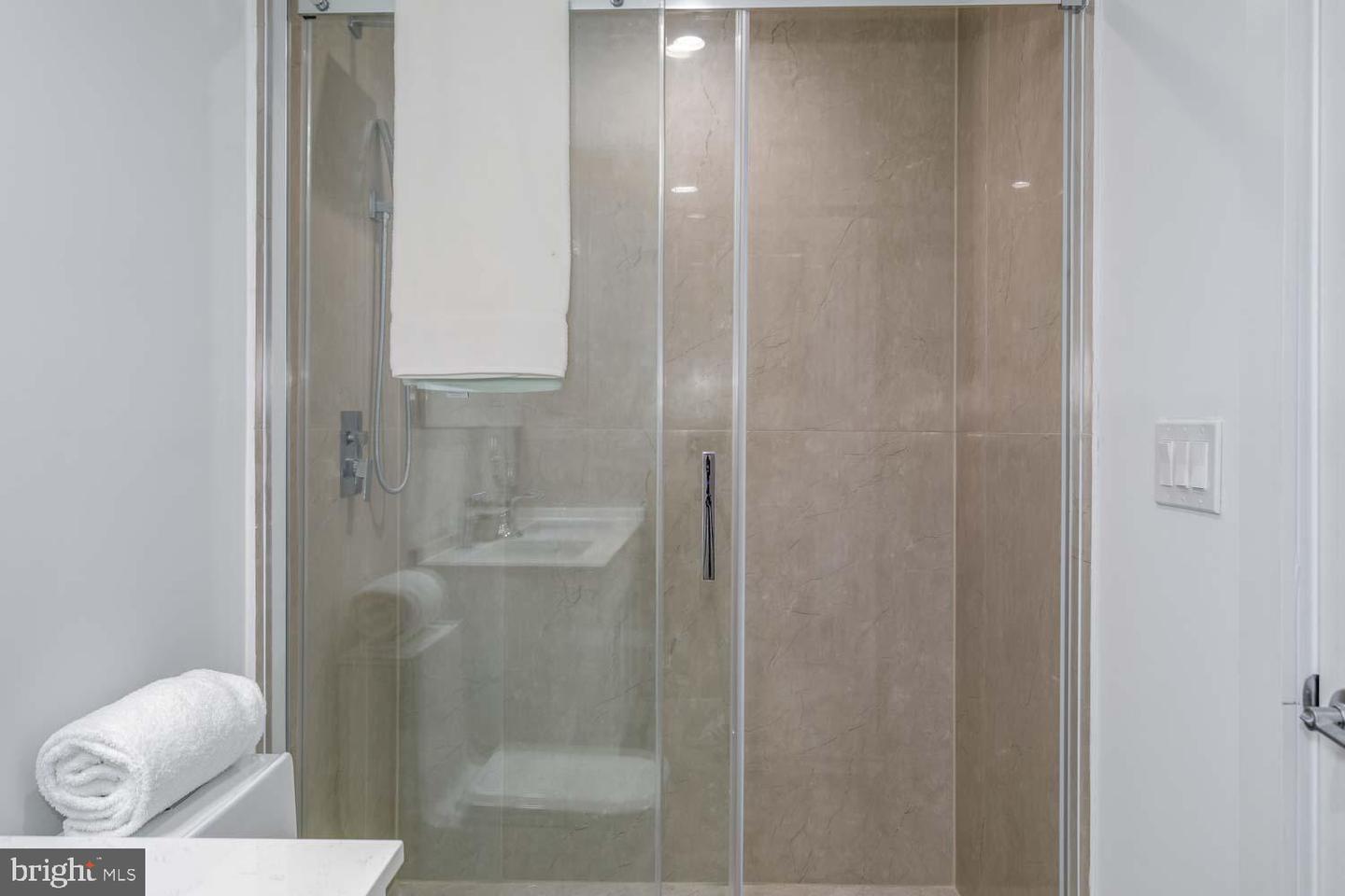4328 GEORGIA AVE NW #401, WASHINGTON, District Of Columbia 20011, 2 Bedrooms Bedrooms, ,1 BathroomBathrooms,Residential,For sale,4328 GEORGIA AVE NW #401,DCDC2214566 MLS # DCDC2214566