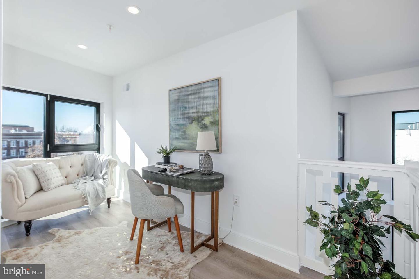4328 GEORGIA AVE NW #401, WASHINGTON, District Of Columbia 20011, 2 Bedrooms Bedrooms, ,1 BathroomBathrooms,Residential,For sale,4328 GEORGIA AVE NW #401,DCDC2214566 MLS # DCDC2214566