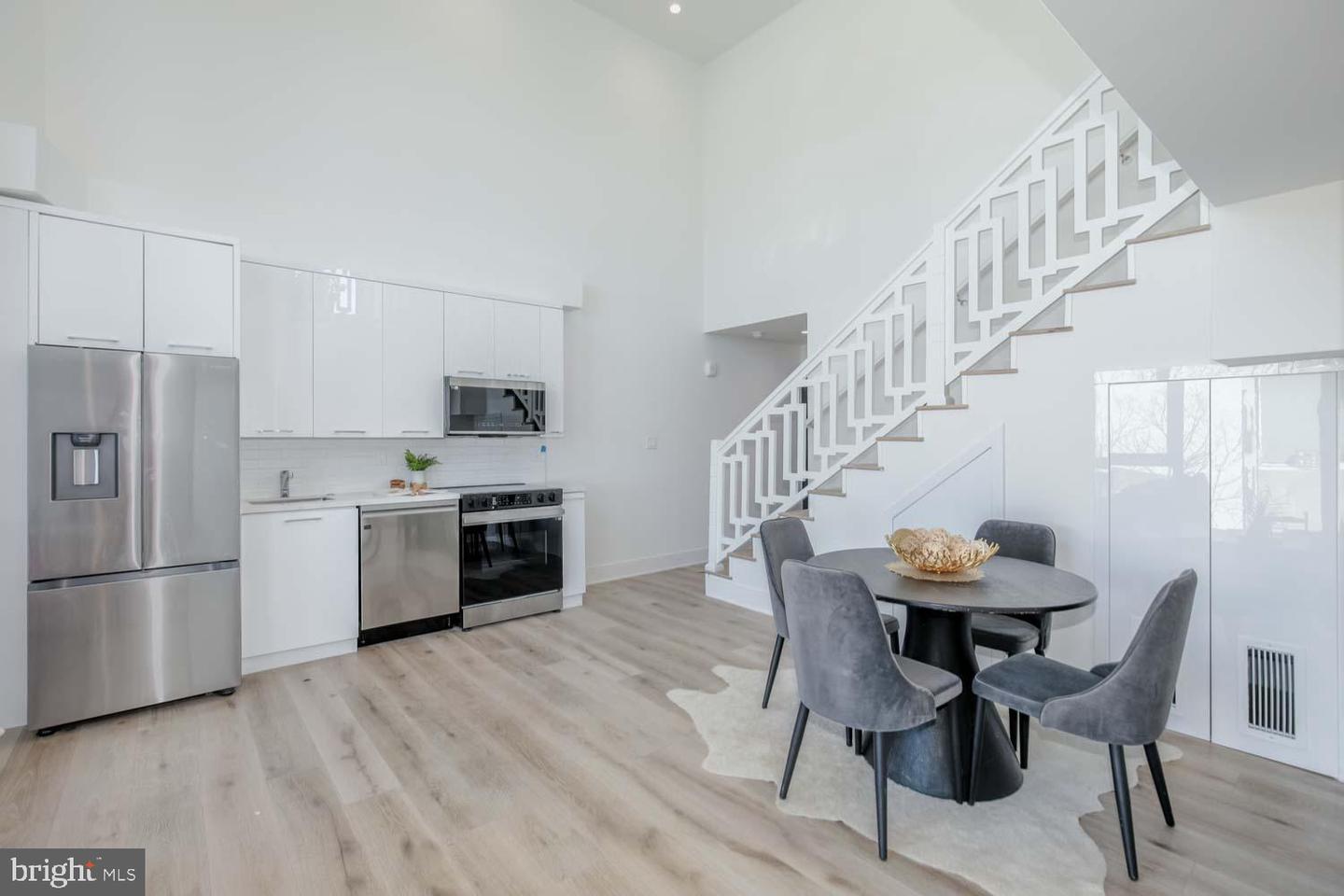 4328 GEORGIA AVE NW #401, WASHINGTON, District Of Columbia 20011, 2 Bedrooms Bedrooms, ,1 BathroomBathrooms,Residential,For sale,4328 GEORGIA AVE NW #401,DCDC2214566 MLS # DCDC2214566