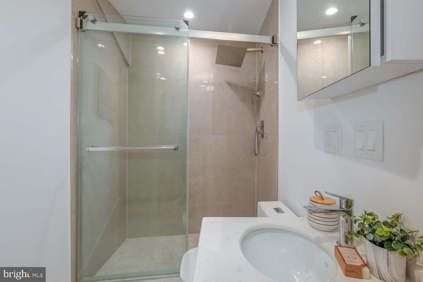4328 GEORGIA AVE NW #B01, WASHINGTON, District Of Columbia 20011, 2 Bedrooms Bedrooms, ,2 BathroomsBathrooms,Residential,For sale,4328 GEORGIA AVE NW #B01,DCDC2214568 MLS # DCDC2214568