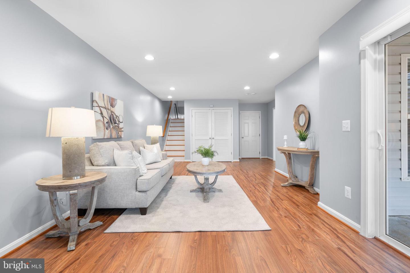 2319 BATTERY HILL CIR, WOODBRIDGE, Virginia 22191, 4 Bedrooms Bedrooms, 16 Rooms Rooms,3 BathroomsBathrooms,Residential,For sale,2319 BATTERY HILL CIR,VAPW2101198 MLS # VAPW2101198