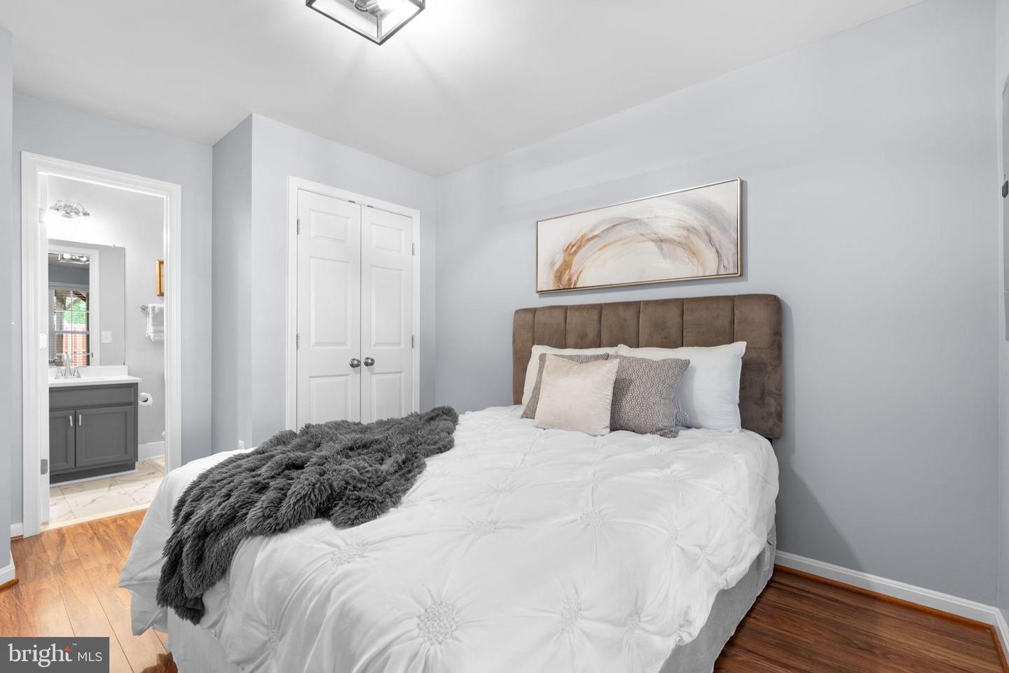 2319 BATTERY HILL CIR, WOODBRIDGE, Virginia 22191, 4 Bedrooms Bedrooms, 16 Rooms Rooms,3 BathroomsBathrooms,Residential,For sale,2319 BATTERY HILL CIR,VAPW2101198 MLS # VAPW2101198