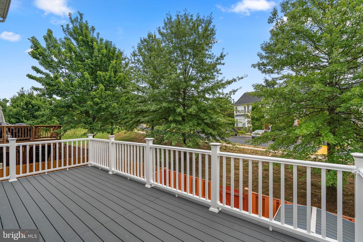 2319 BATTERY HILL CIR, WOODBRIDGE, Virginia 22191, 4 Bedrooms Bedrooms, 16 Rooms Rooms,3 BathroomsBathrooms,Residential,For sale,2319 BATTERY HILL CIR,VAPW2101198 MLS # VAPW2101198