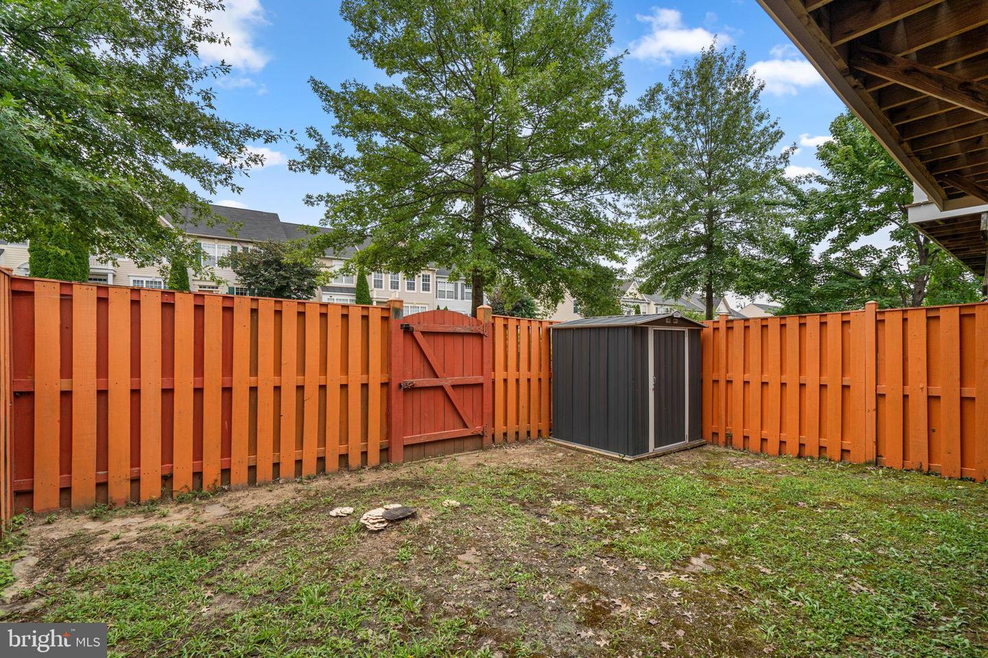 2319 BATTERY HILL CIR, WOODBRIDGE, Virginia 22191, 4 Bedrooms Bedrooms, 16 Rooms Rooms,3 BathroomsBathrooms,Residential,For sale,2319 BATTERY HILL CIR,VAPW2101198 MLS # VAPW2101198