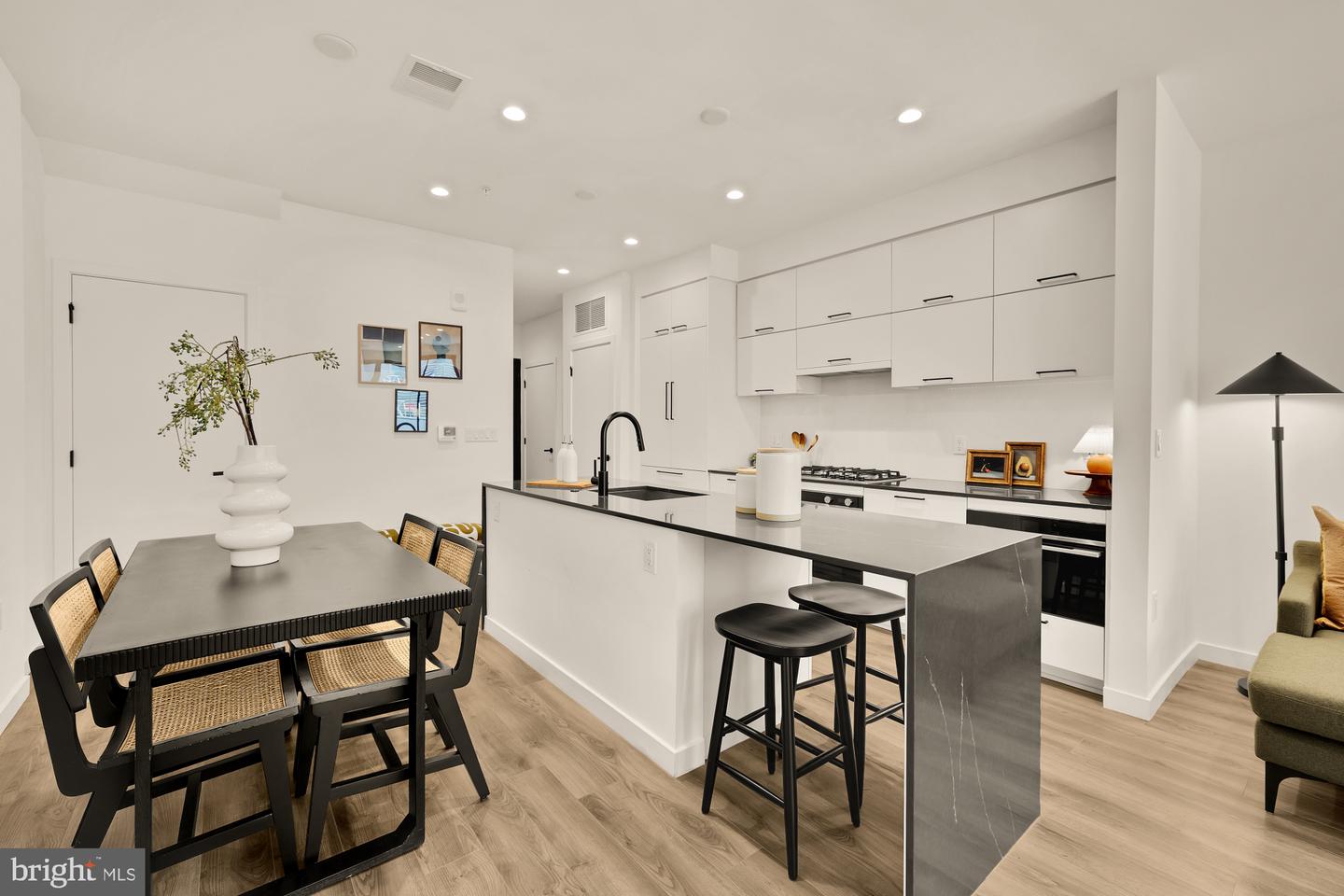 1500 HARRY THOMAS WAY NE #504, WASHINGTON, District Of Columbia 20002, 3 Bedrooms Bedrooms, ,3 BathroomsBathrooms,Residential,For sale,1500 HARRY THOMAS WAY NE #504,DCDC2214574 MLS # DCDC2214574